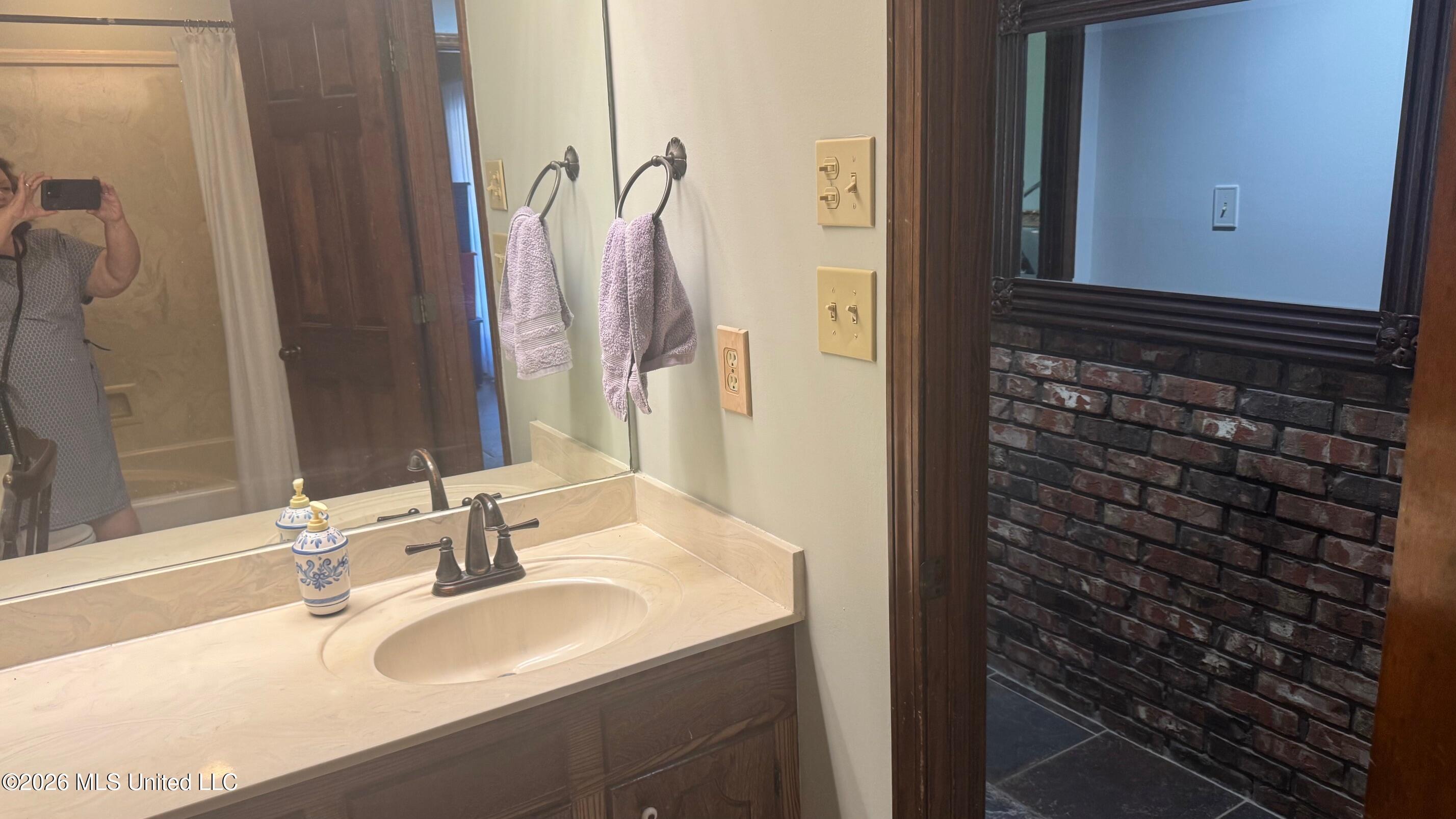116 Meadowview Drive Property Photo 33