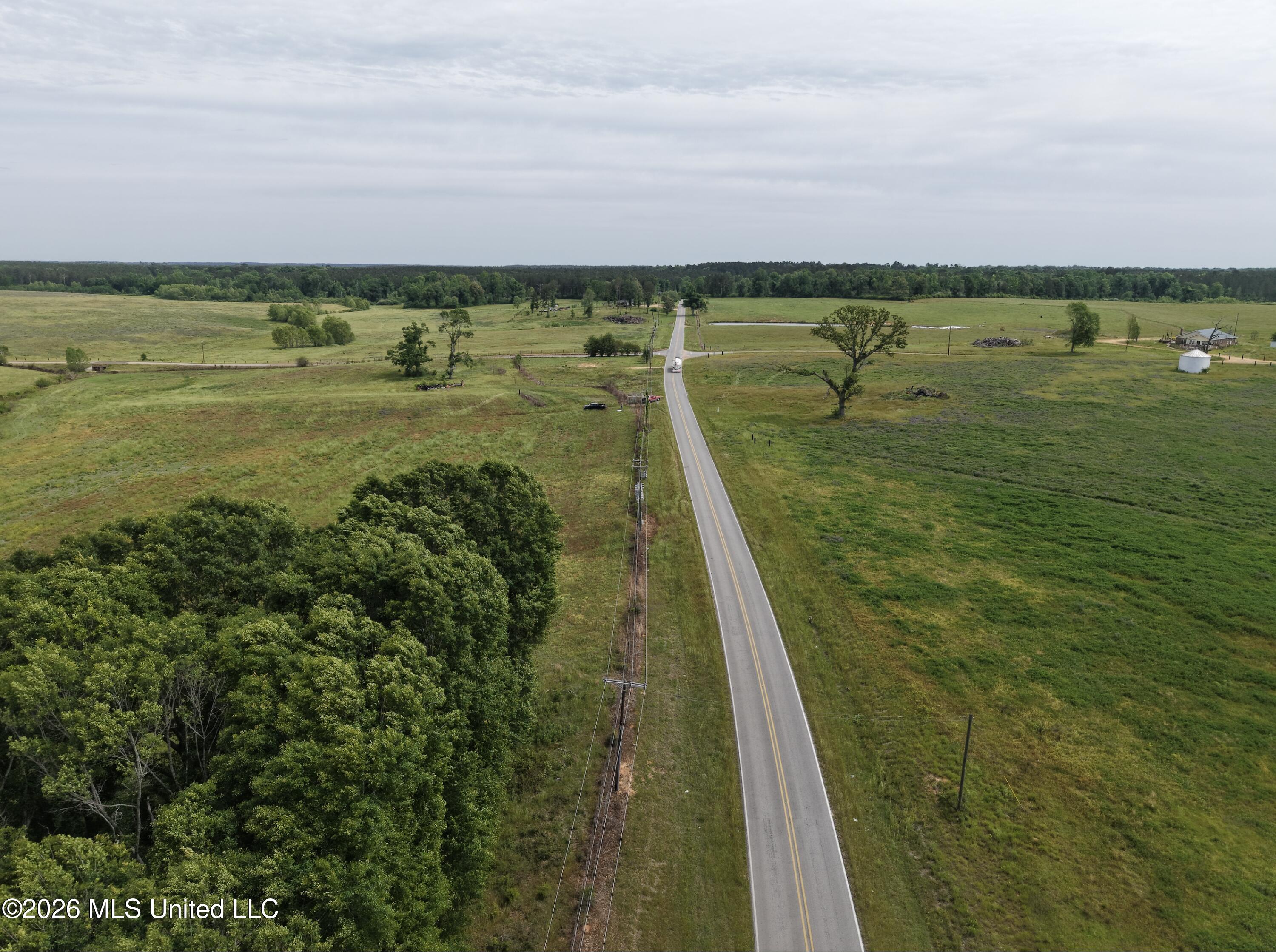 813 Holmesville Road Property Photo 22