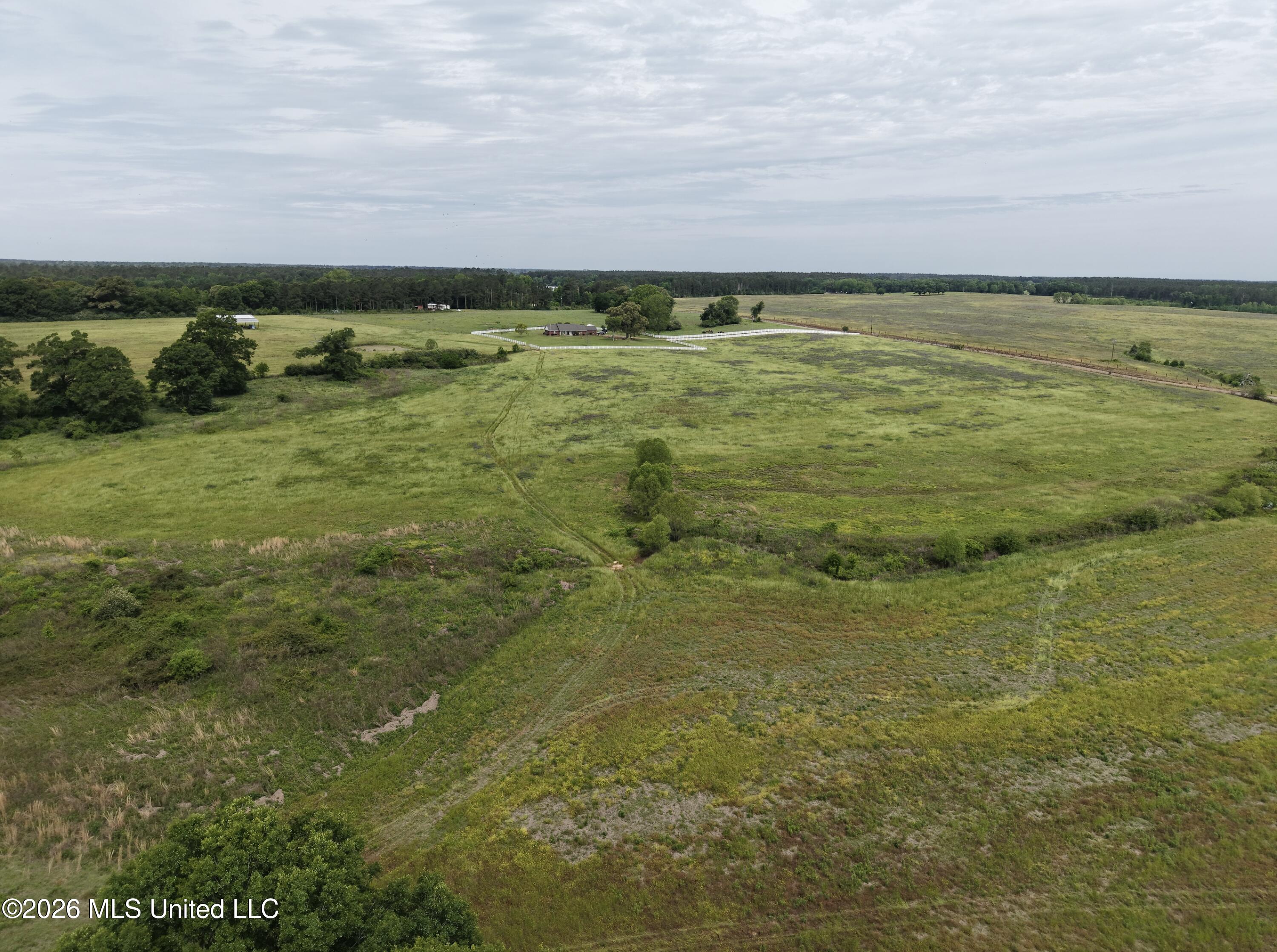 813 Holmesville Road Property Photo 24