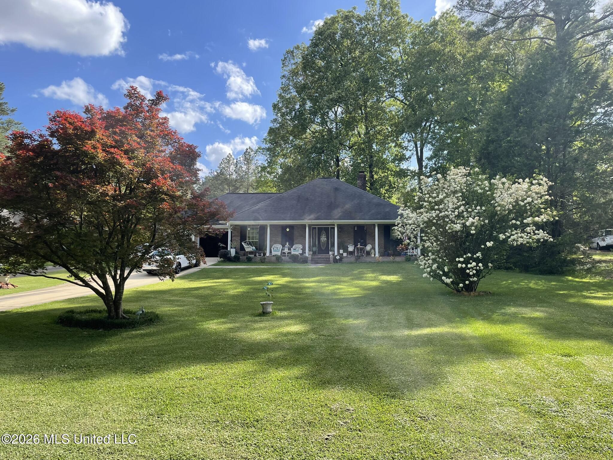 5253b Forest Hill Road Property Photo 3