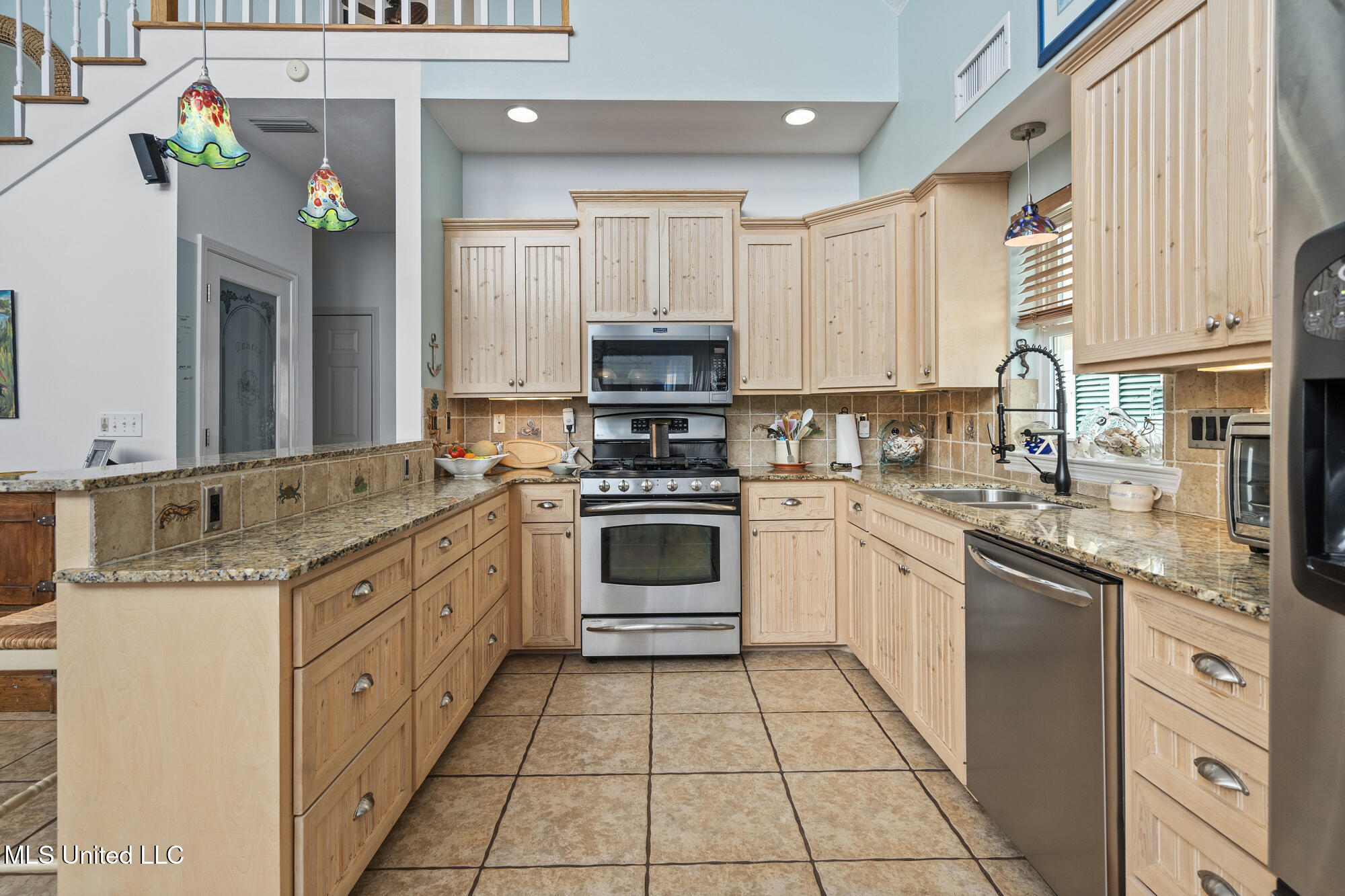 146 Elaine Drive Property Photo 13