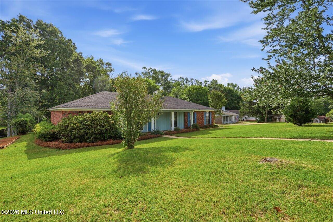 118 Spanish Moss Drive Property Photo 2