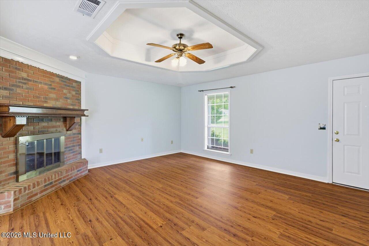 118 Spanish Moss Drive Property Photo 9
