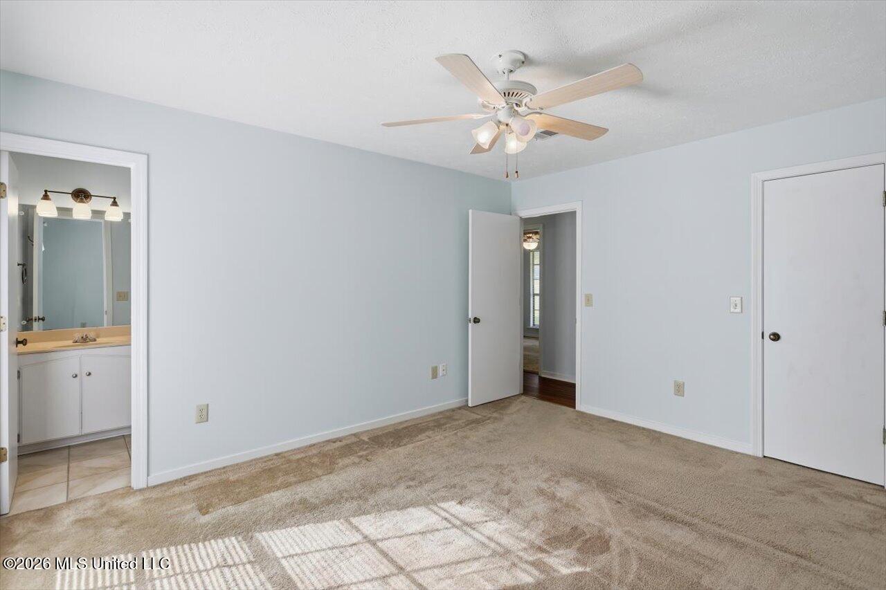 118 Spanish Moss Drive Property Photo 17