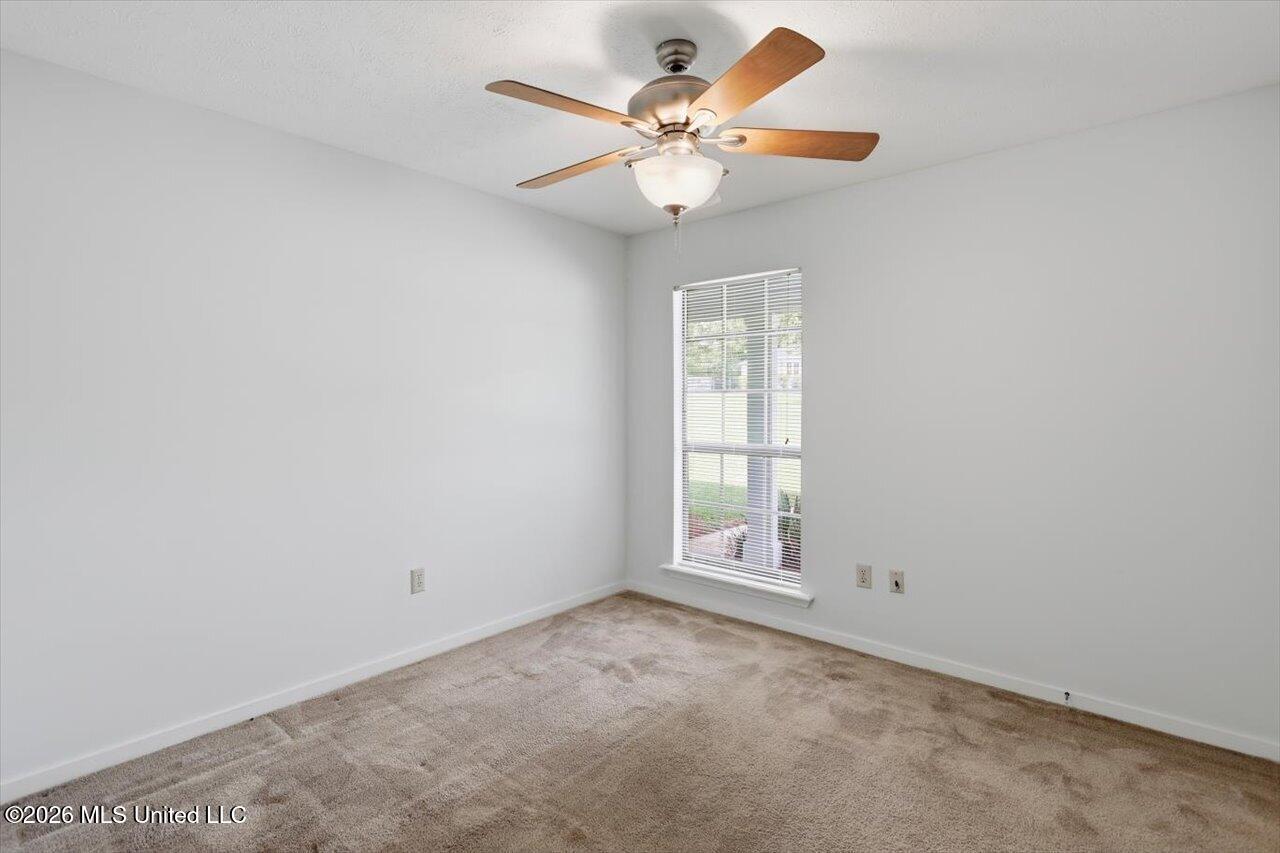 118 Spanish Moss Drive Property Photo 21