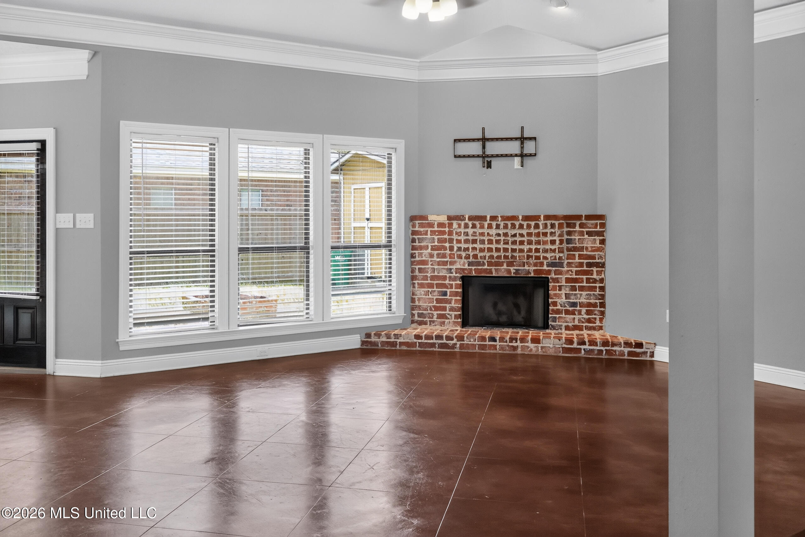 6717 Westwind Drive Property Photo 8