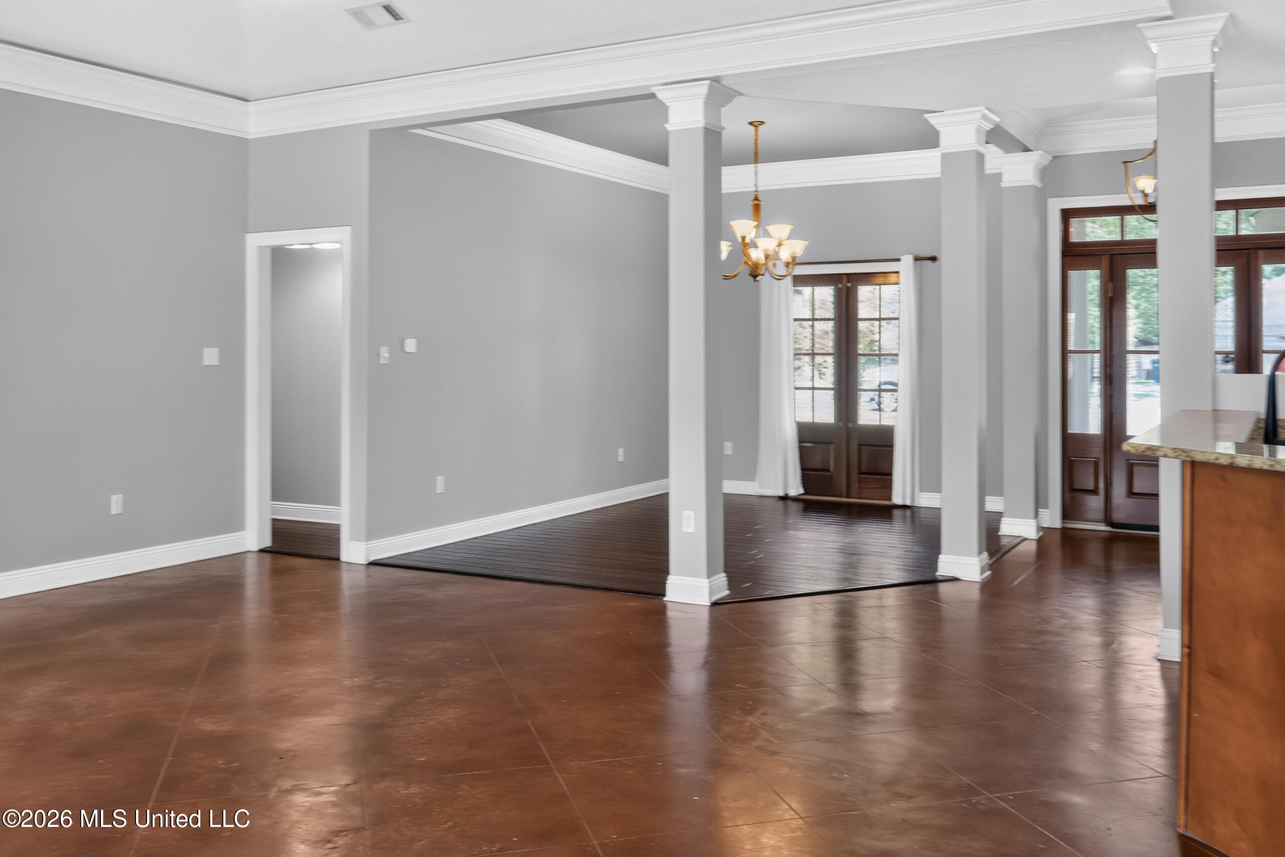 6717 Westwind Drive Property Photo 13