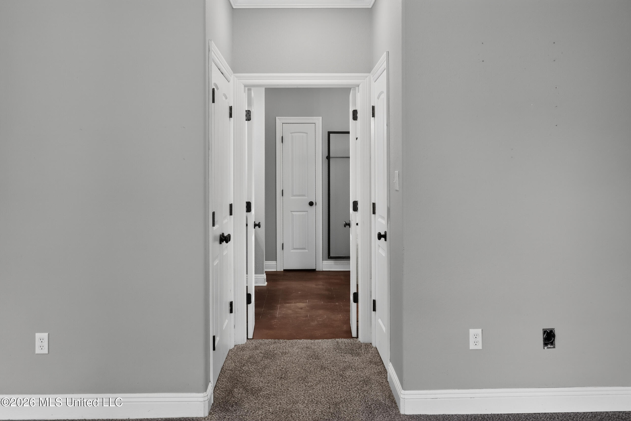 6717 Westwind Drive Property Photo 26