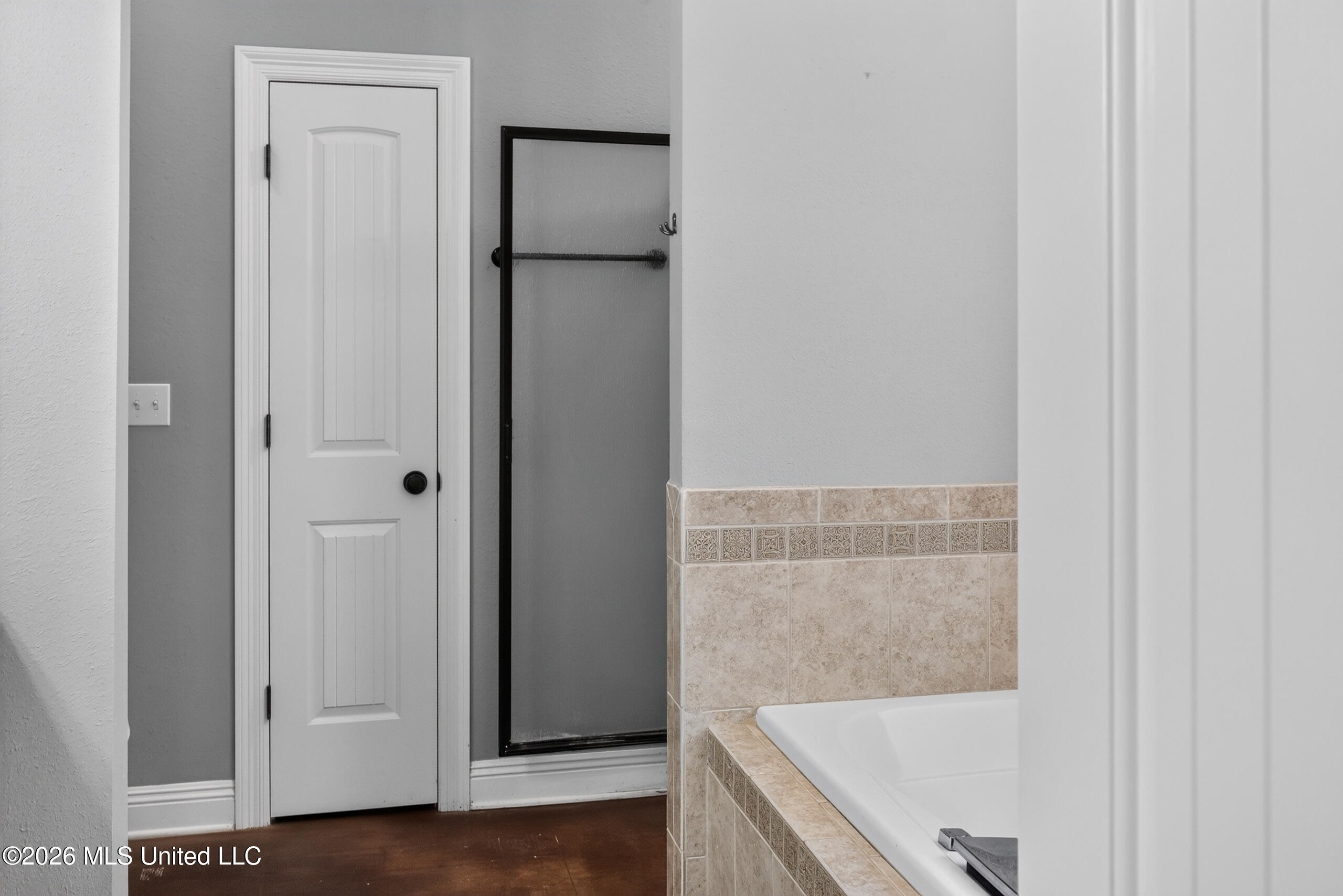 6717 Westwind Drive Property Photo 30