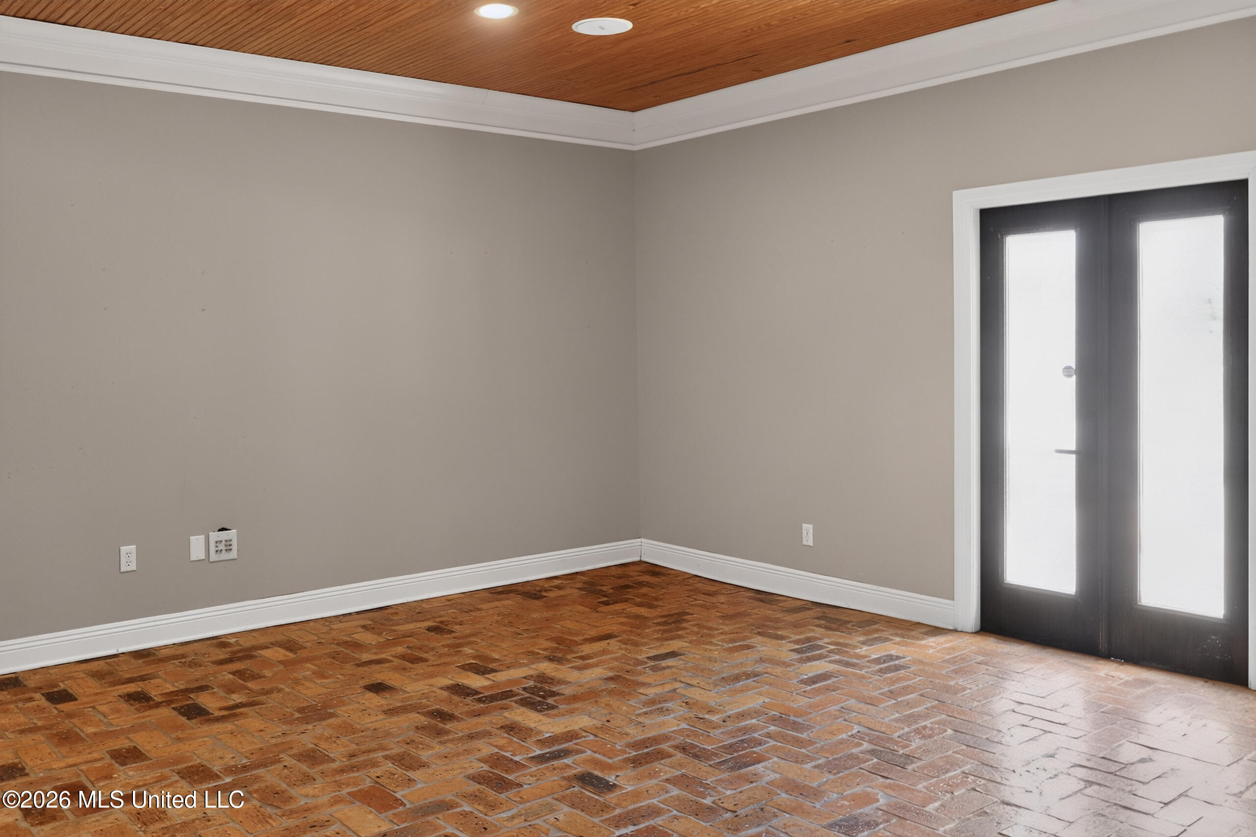 6717 Westwind Drive Property Photo 36