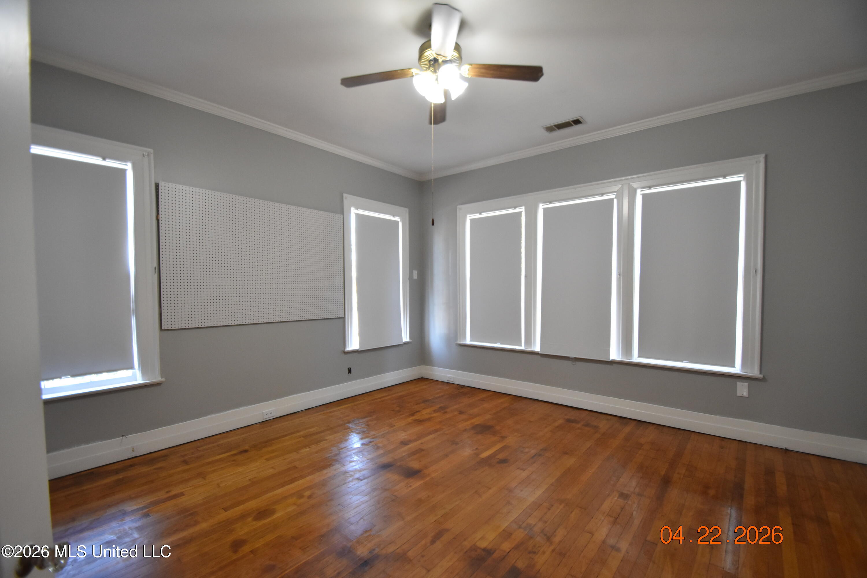 705 Grand Boulevard Property Photo 10