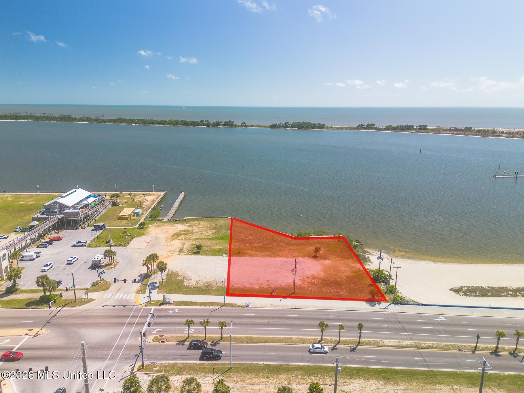 315 Beach Blvd Boulevard Property Photo 2