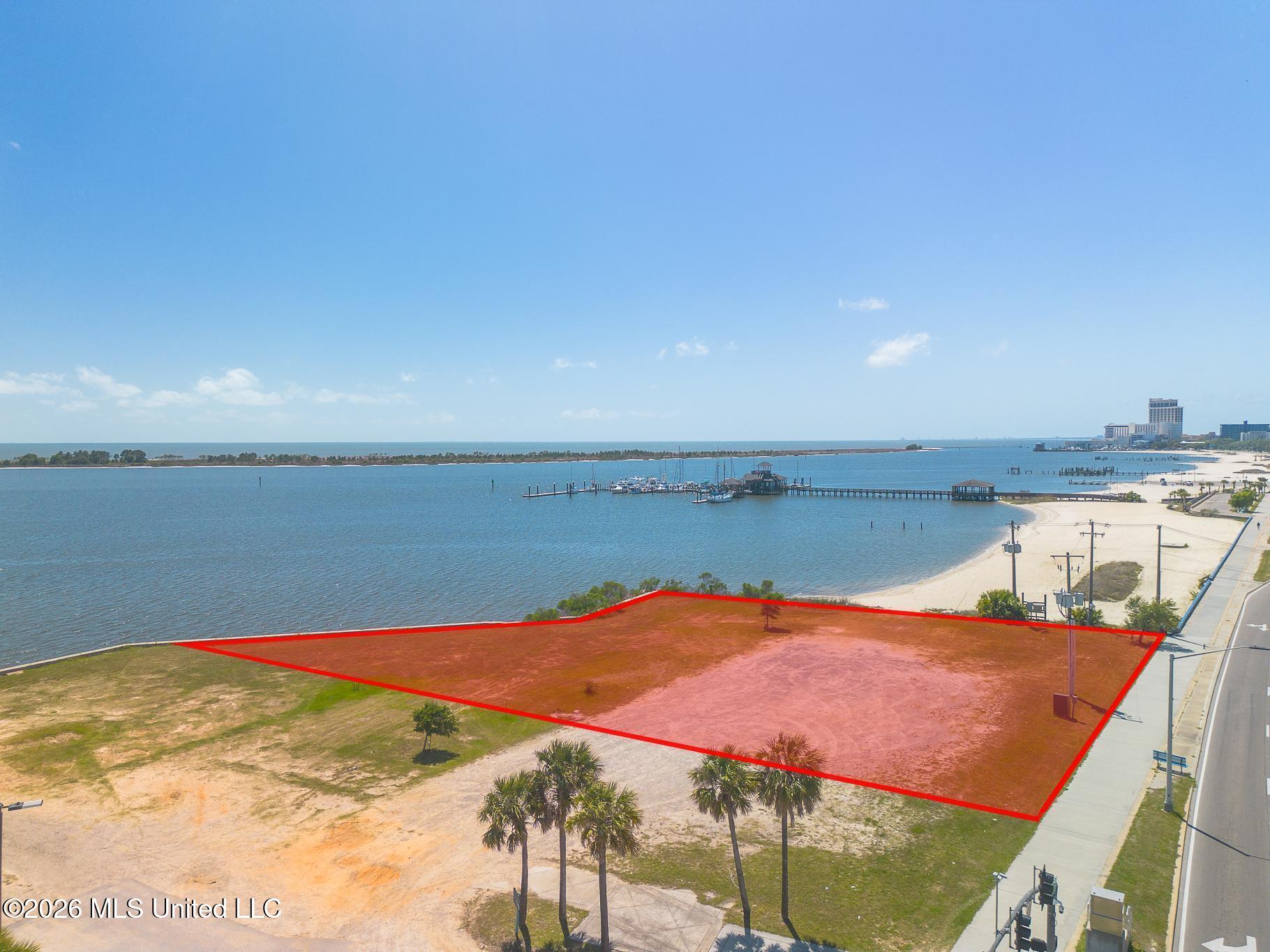315 Beach Blvd Boulevard Property Photo 3