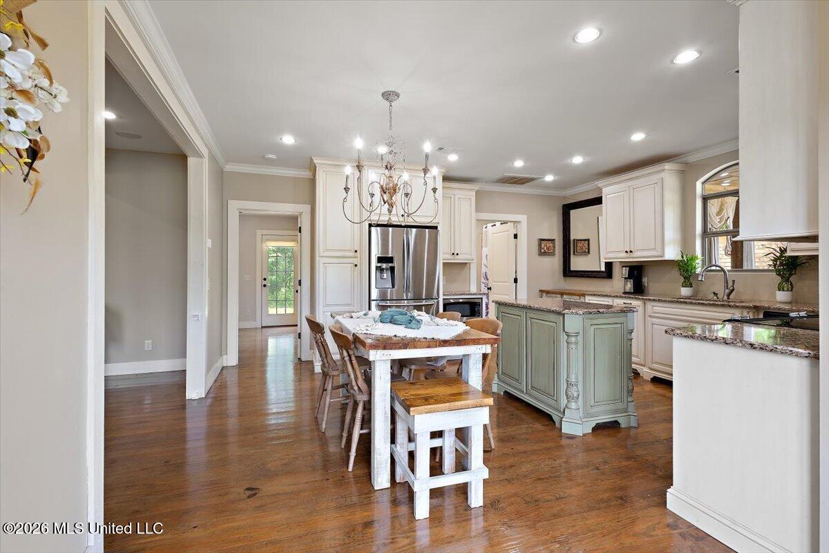 6310 Highway 145 Property Photo 10
