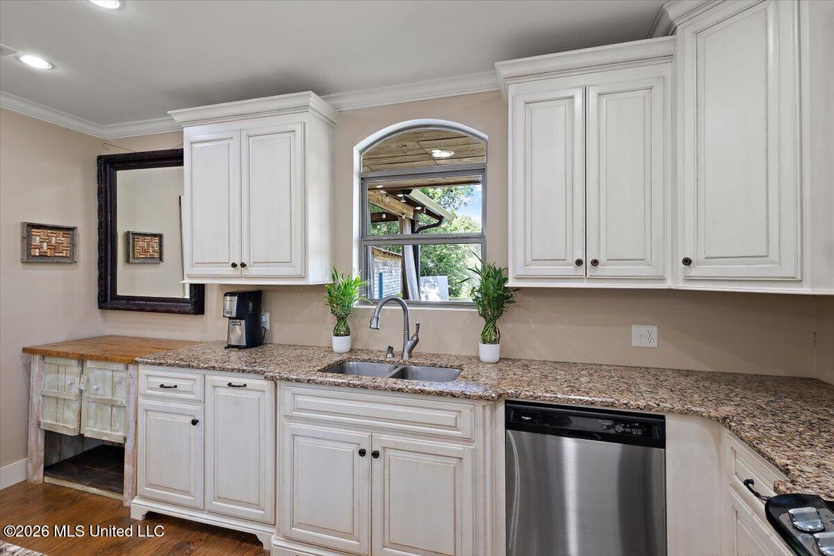 6310 Highway 145 Property Photo 12