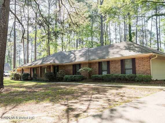 383 Heritage Place Property Photo 4