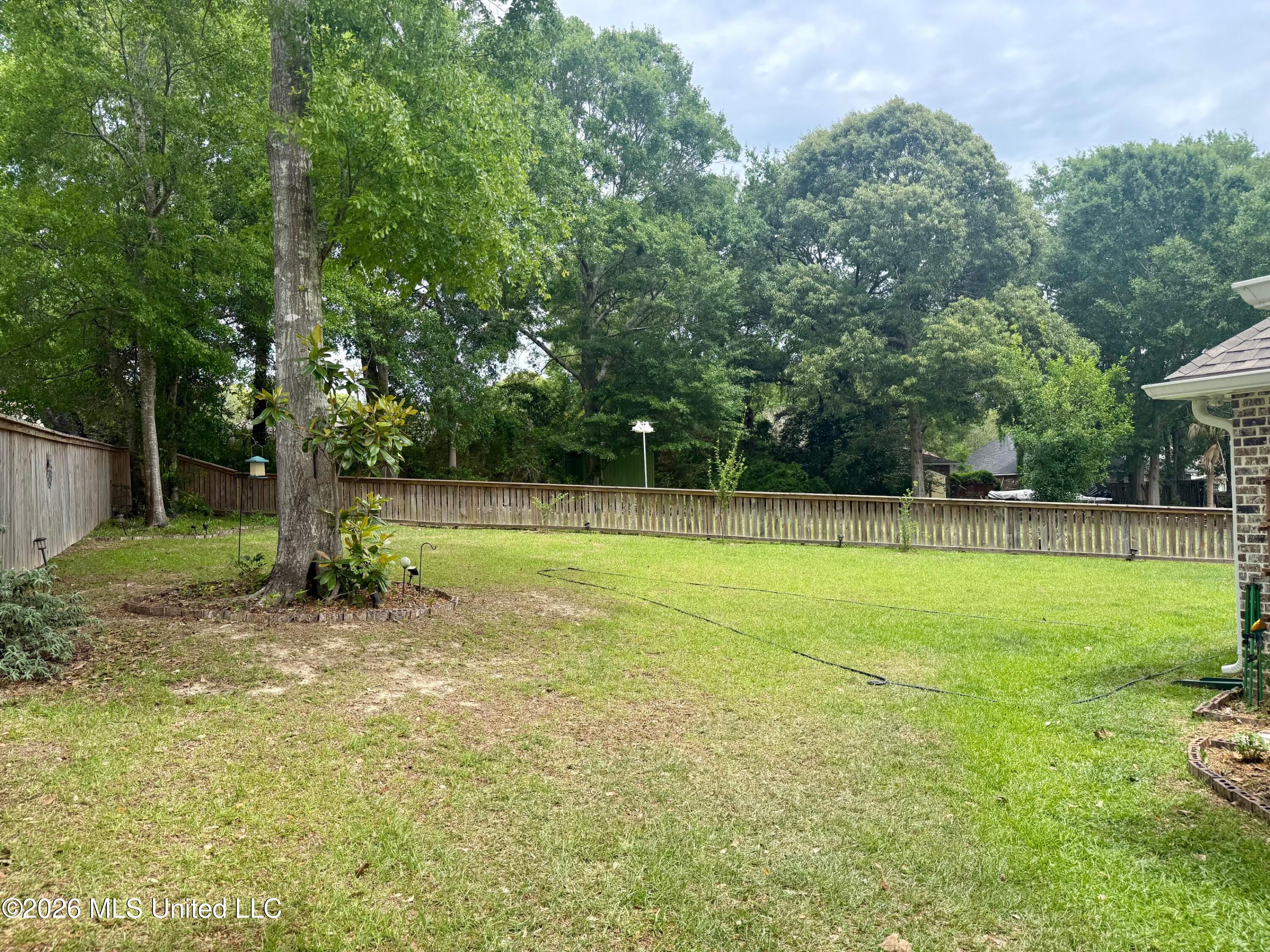 886 Maili Place Property Photo 27