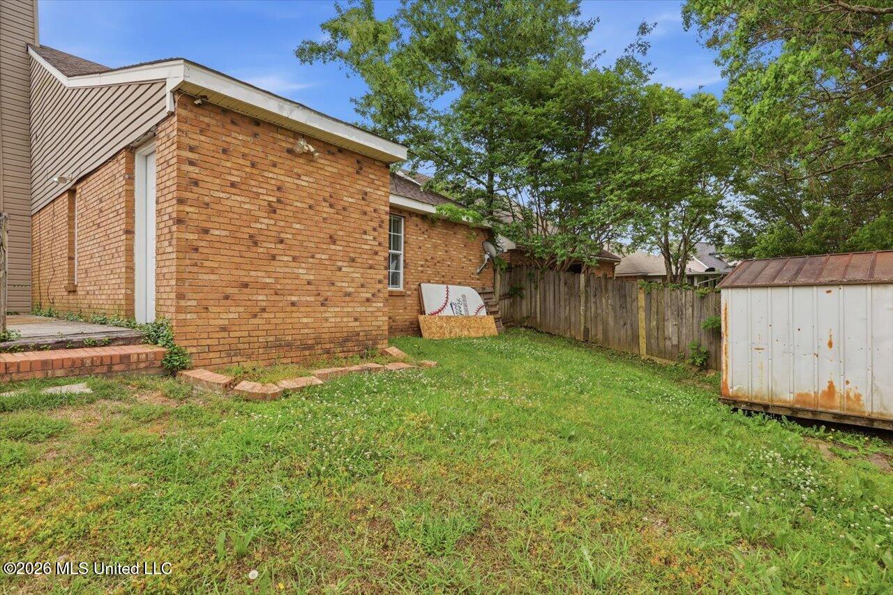 1427 Chelsea Lane Property Photo 28