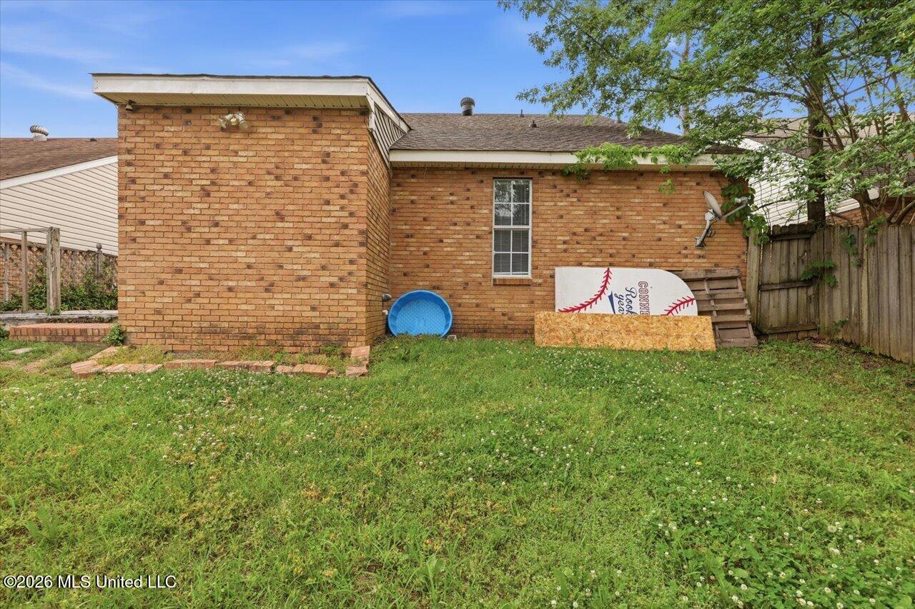 1427 Chelsea Lane Property Photo 29