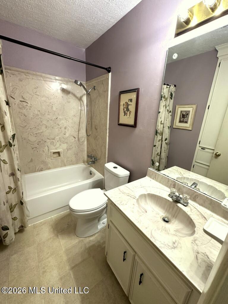 232 Forest Valley Drive Property Photo 15