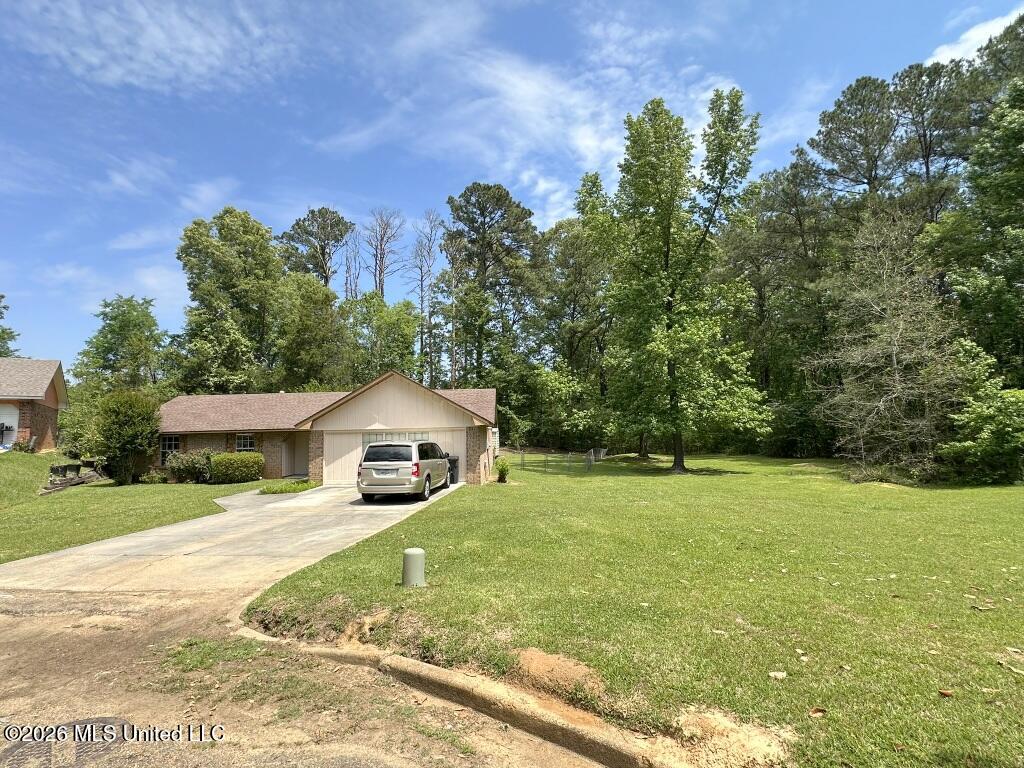 232 Forest Valley Drive Property Photo 26