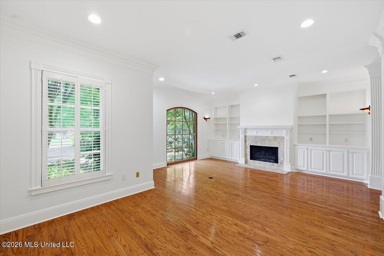 308 Oakmont Trail Property Photo 5