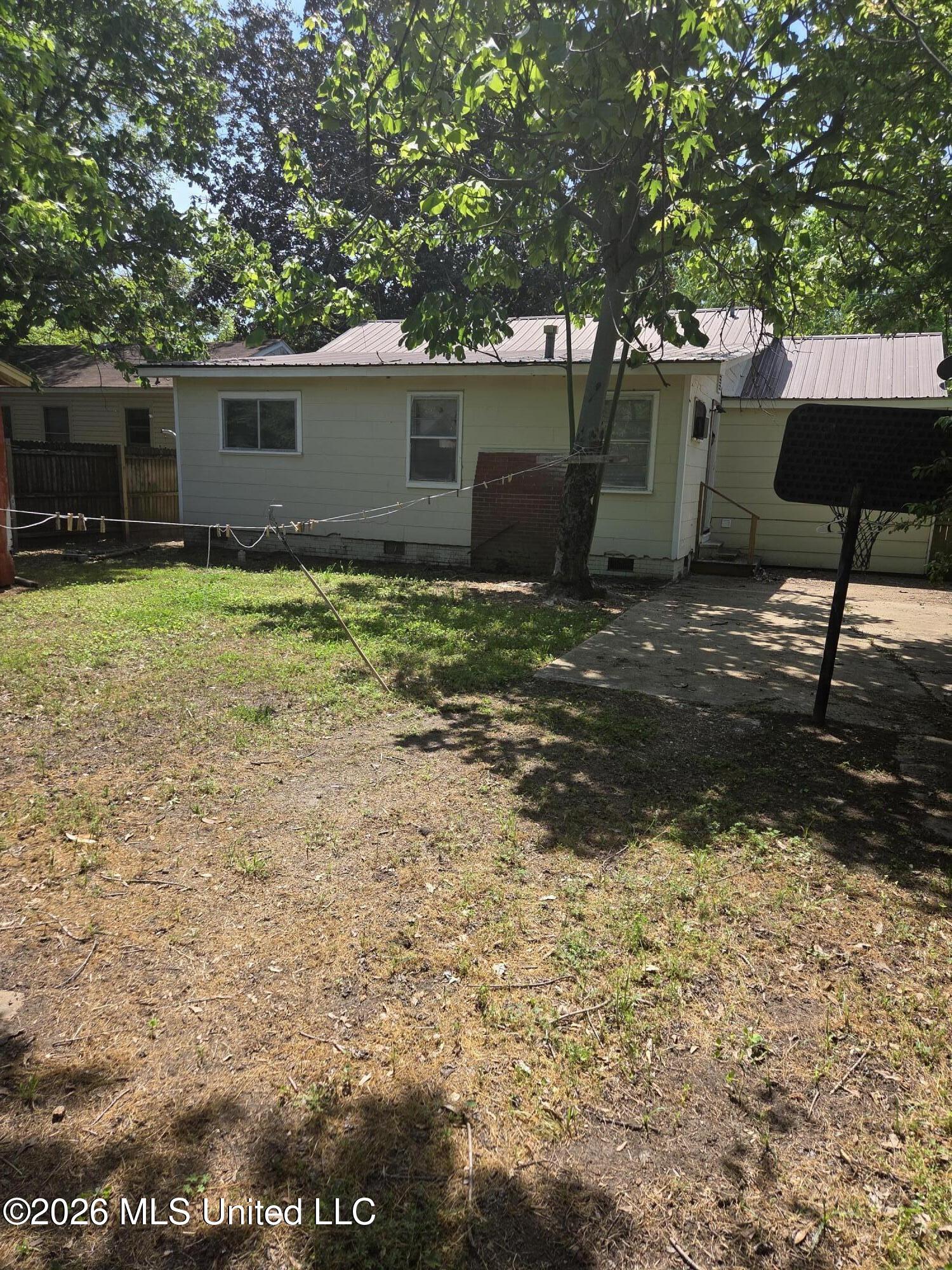 541 Pecan Street Property Photo 3