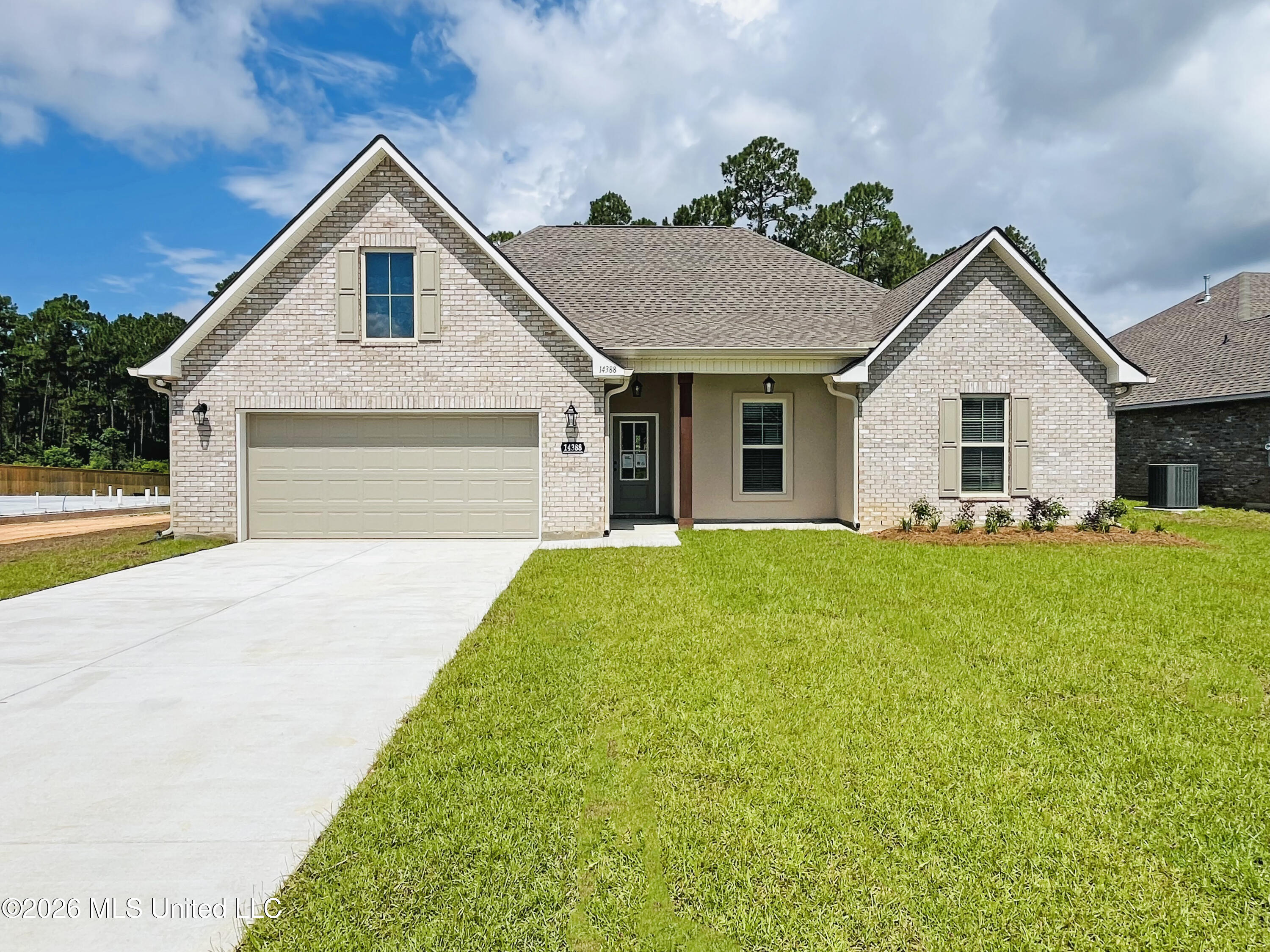14388 Swan Ridge Circle Property Photo 1