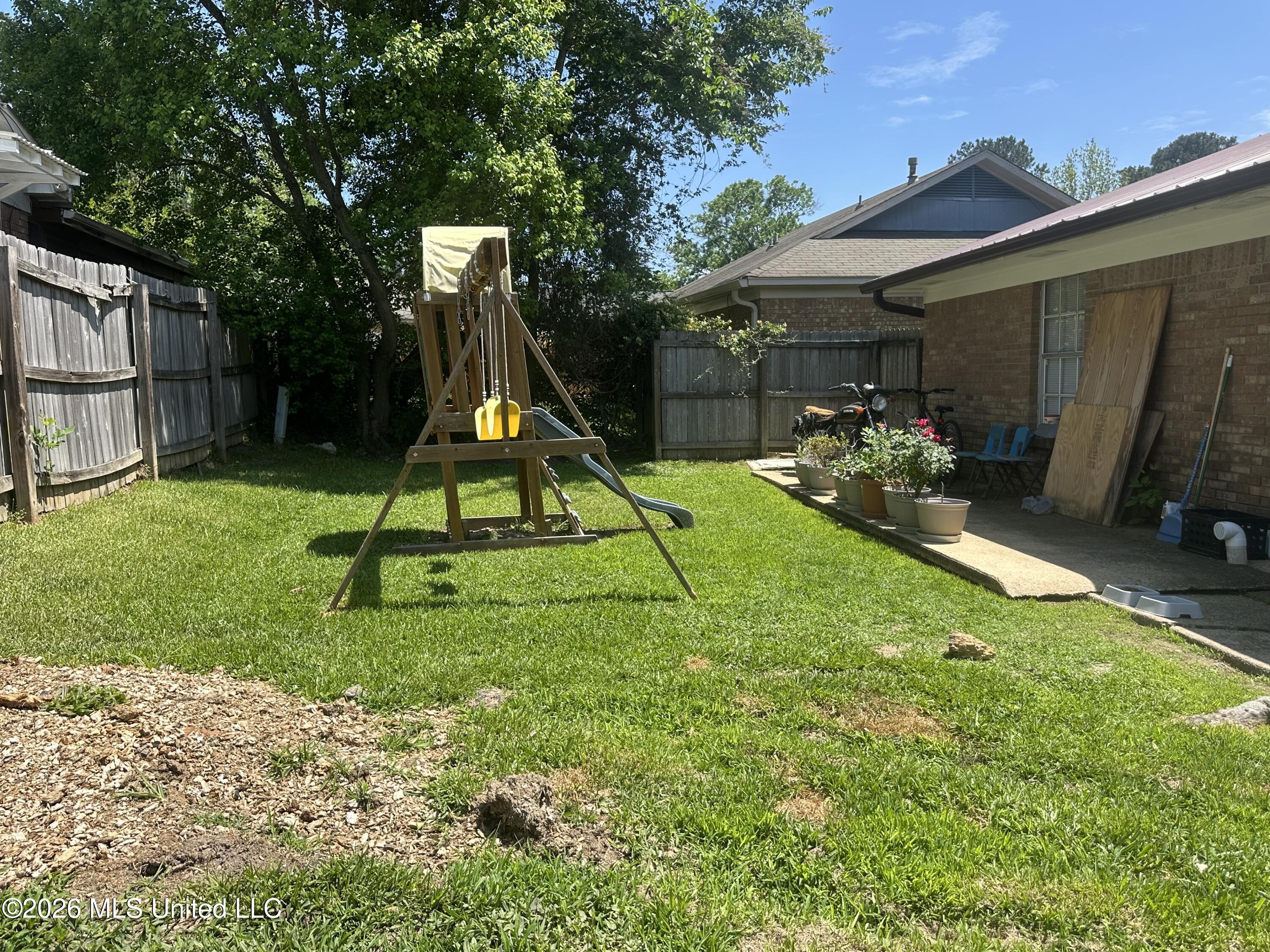758 Clearmont Drive Property Photo 17