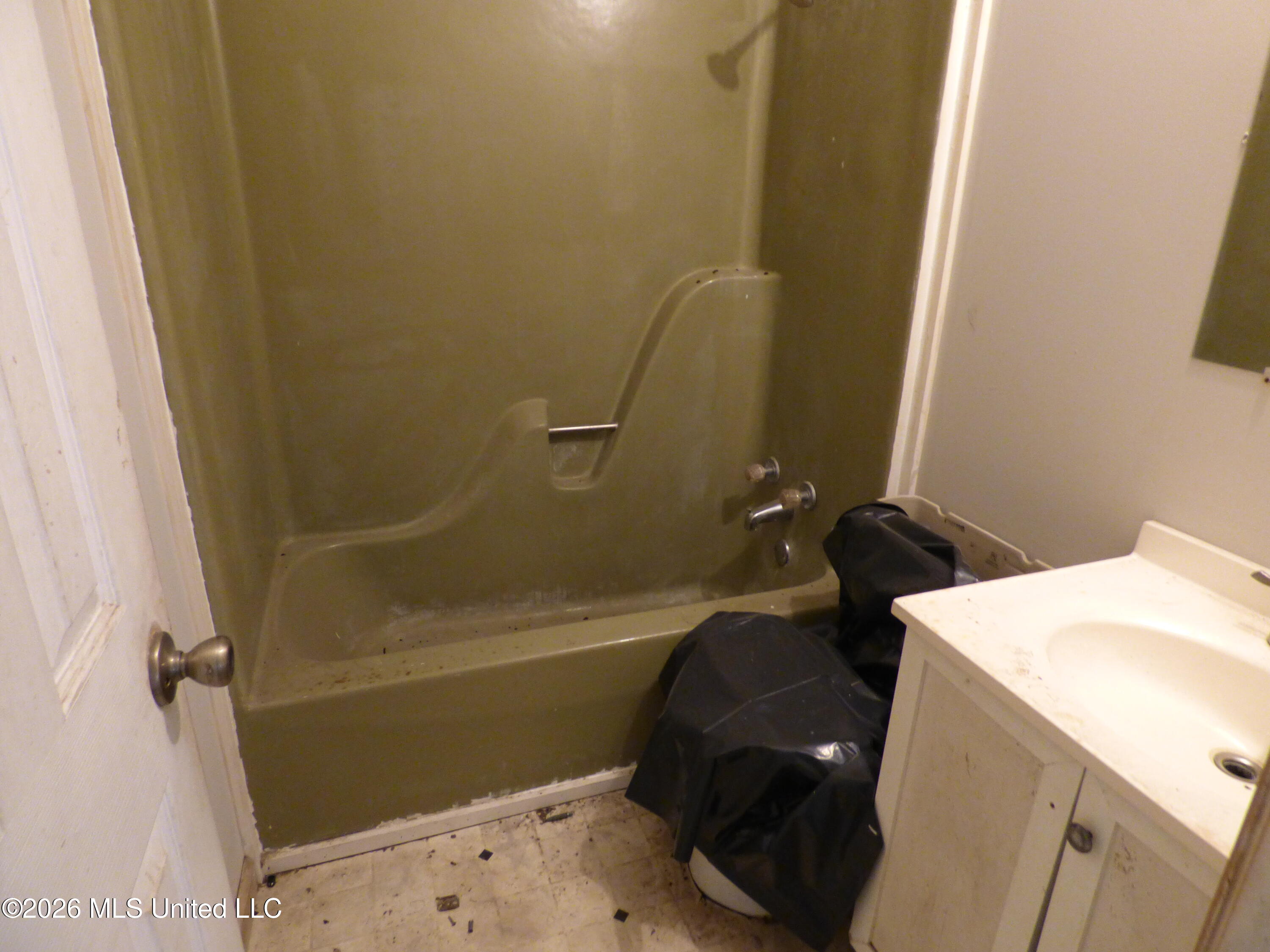 321 Saint Augustine Property Photo 4