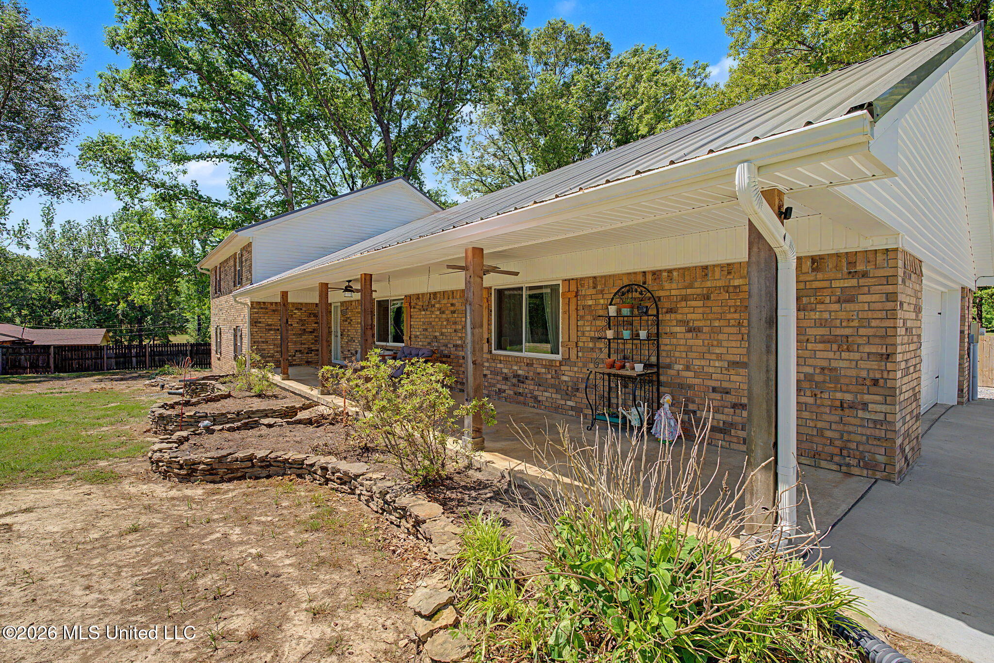 2125 Swinnea Road Property Photo 5