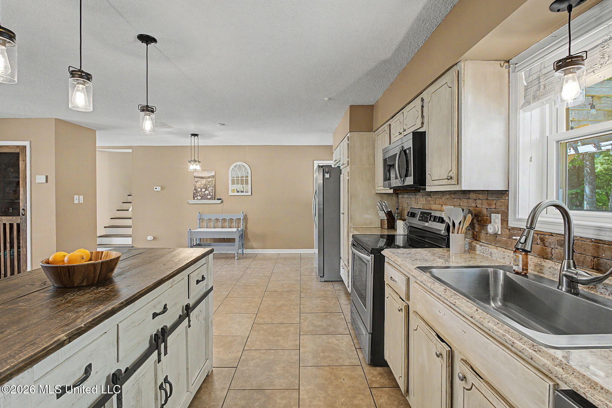 2125 Swinnea Road Property Photo 10