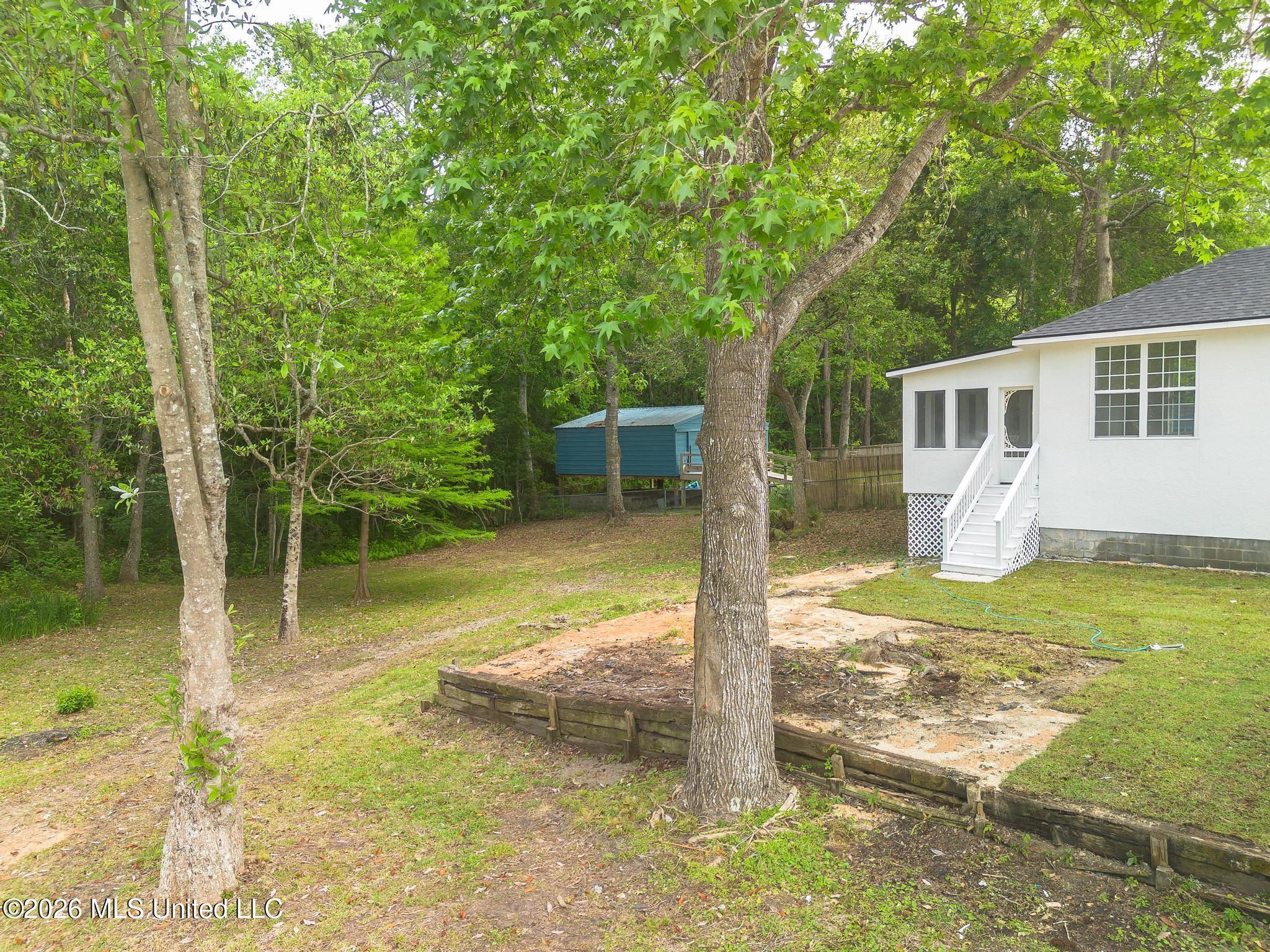 1348 Diller Road Property Photo 9