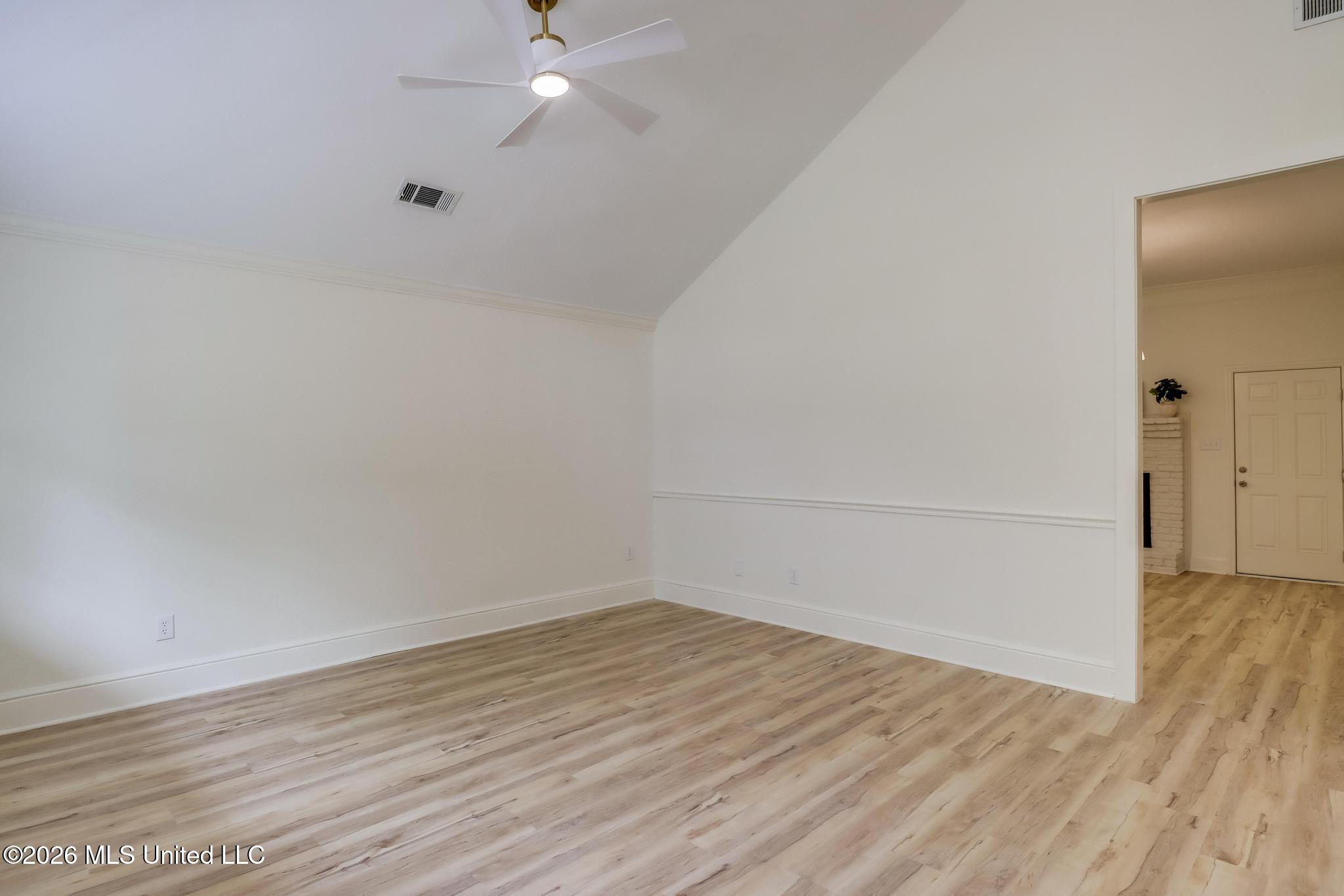 1348 Diller Road Property Photo 16