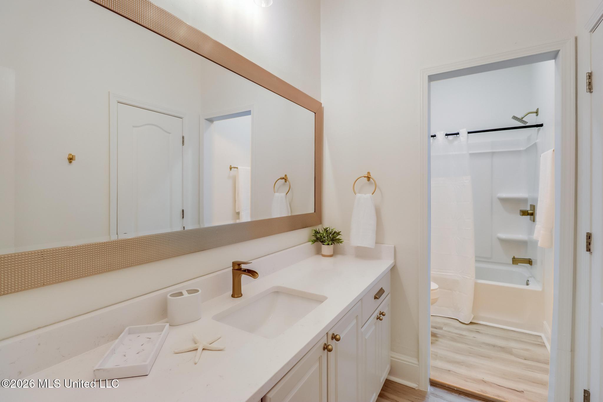 1348 Diller Road Property Photo 29