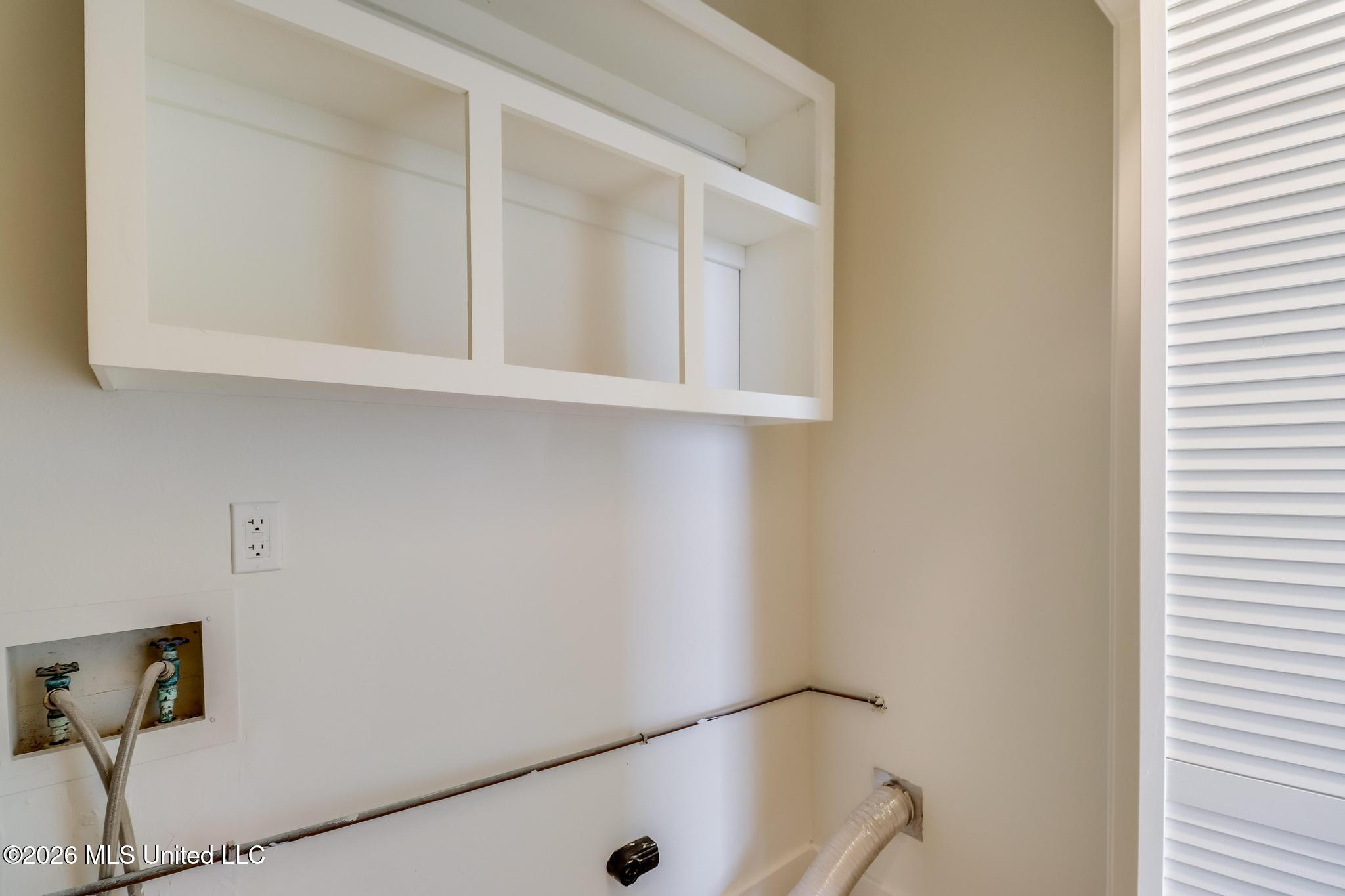 1348 Diller Road Property Photo 31