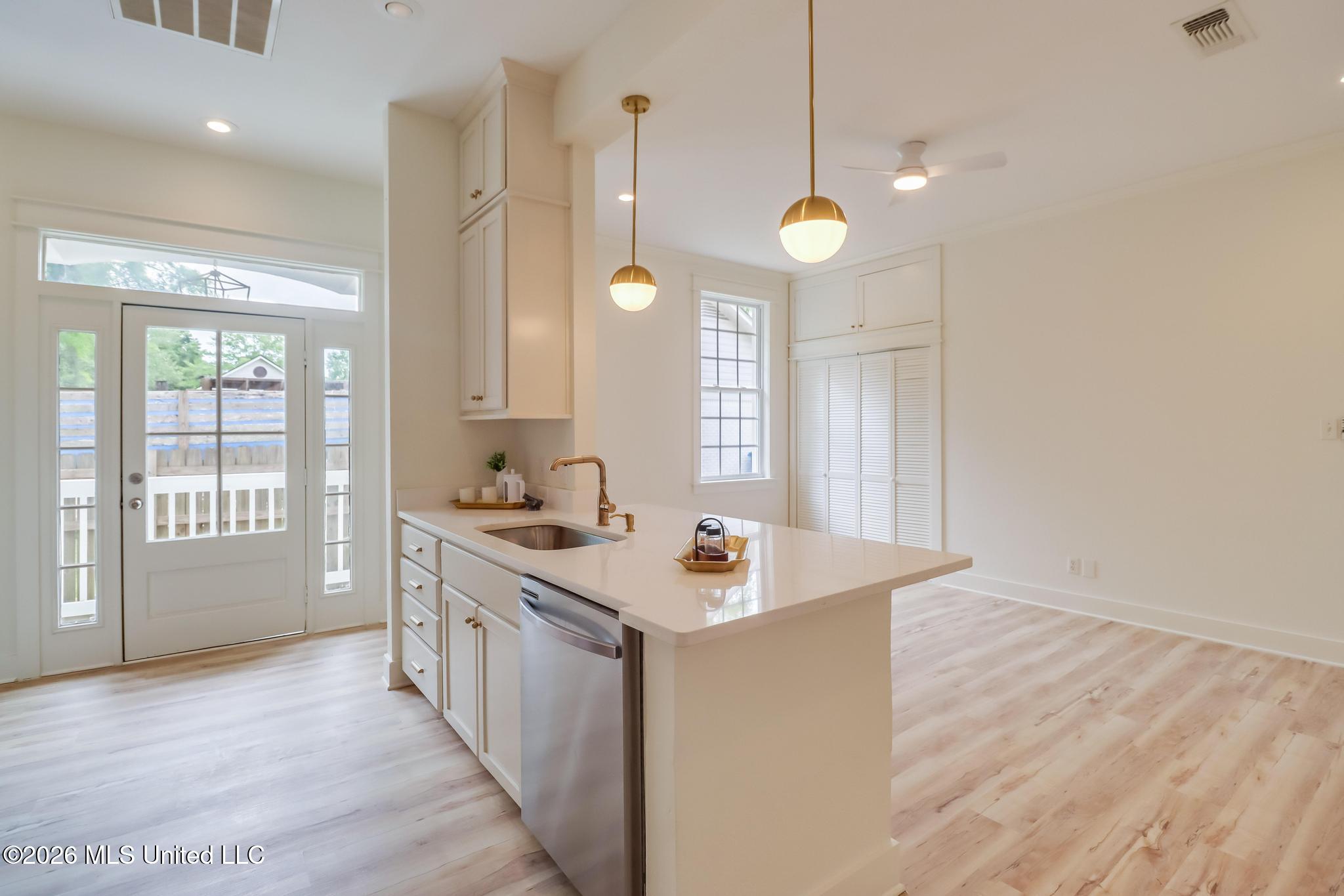 1348 Diller Road Property Photo 37