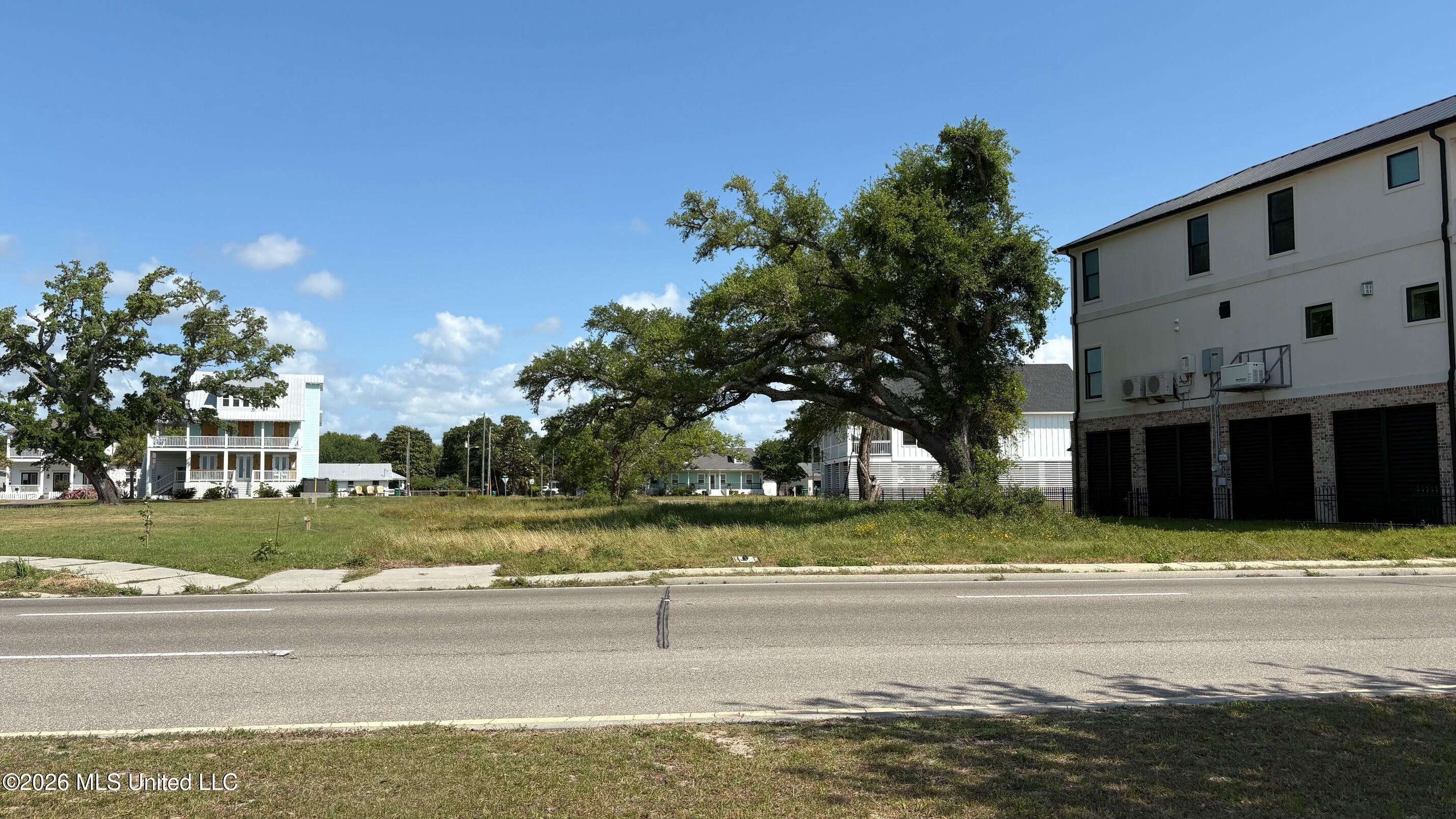 W Beach Boulevard Property Photo 12