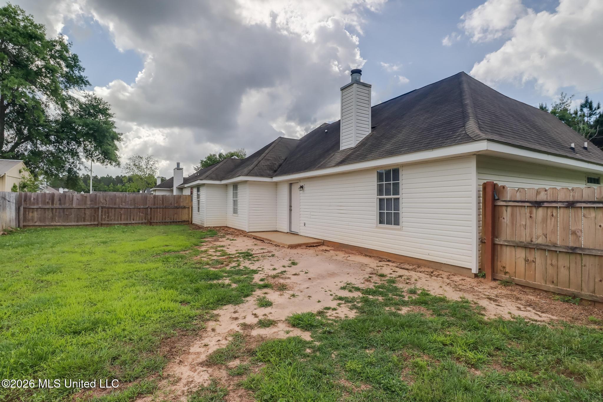 14140 Mays Road Property Photo 14