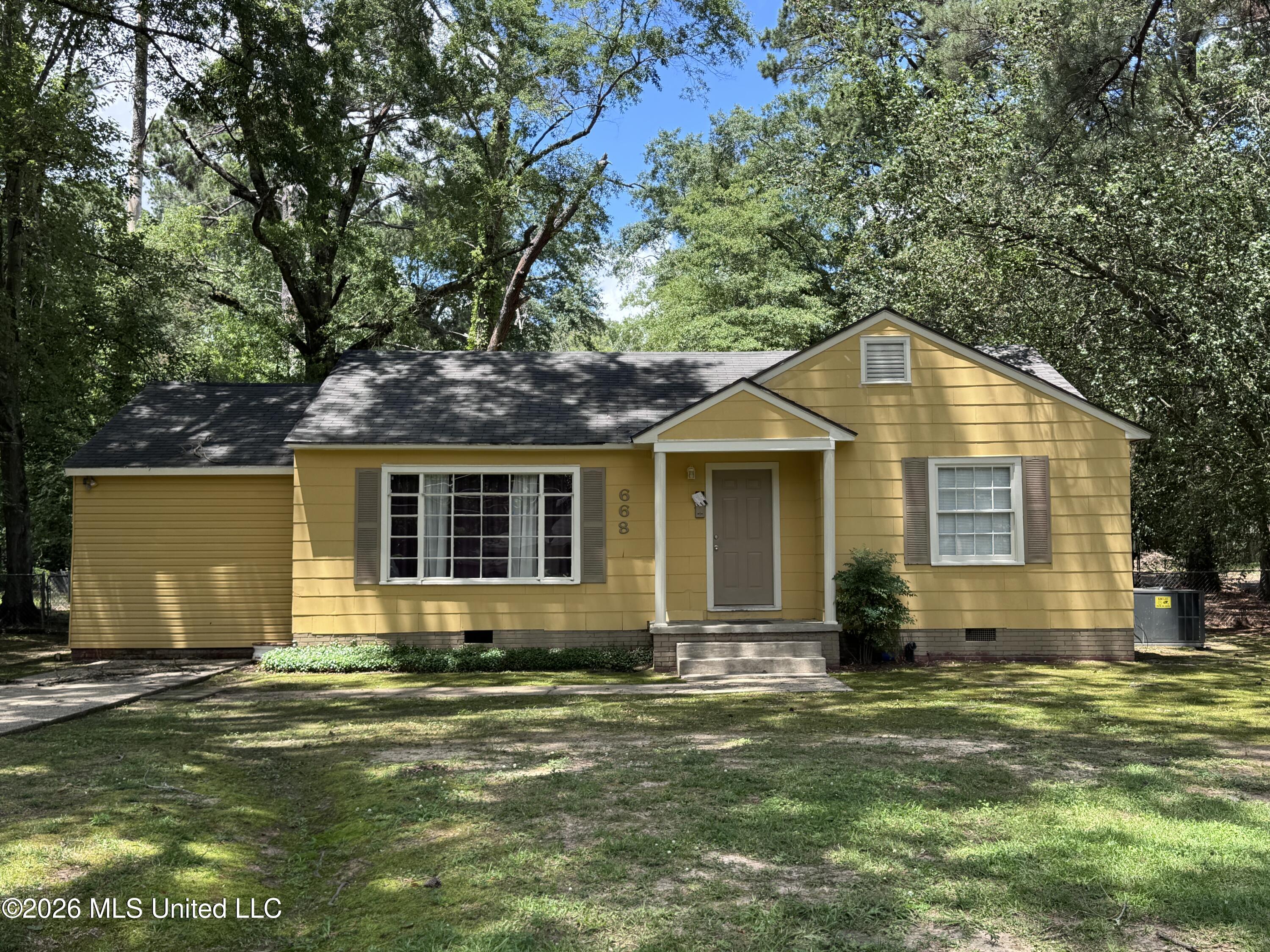 668 Broadmoor Drive Property Photo 1