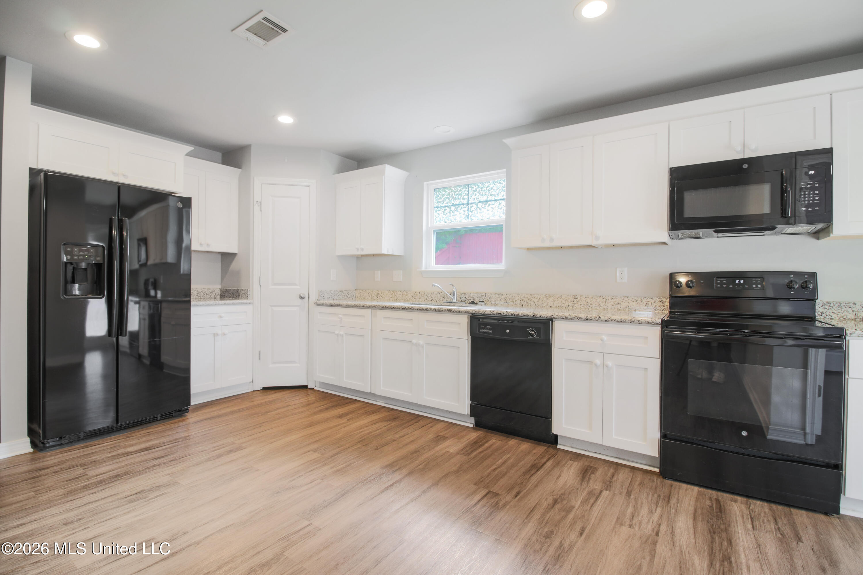 13008 Turtle Creek Parkway Property Photo 4