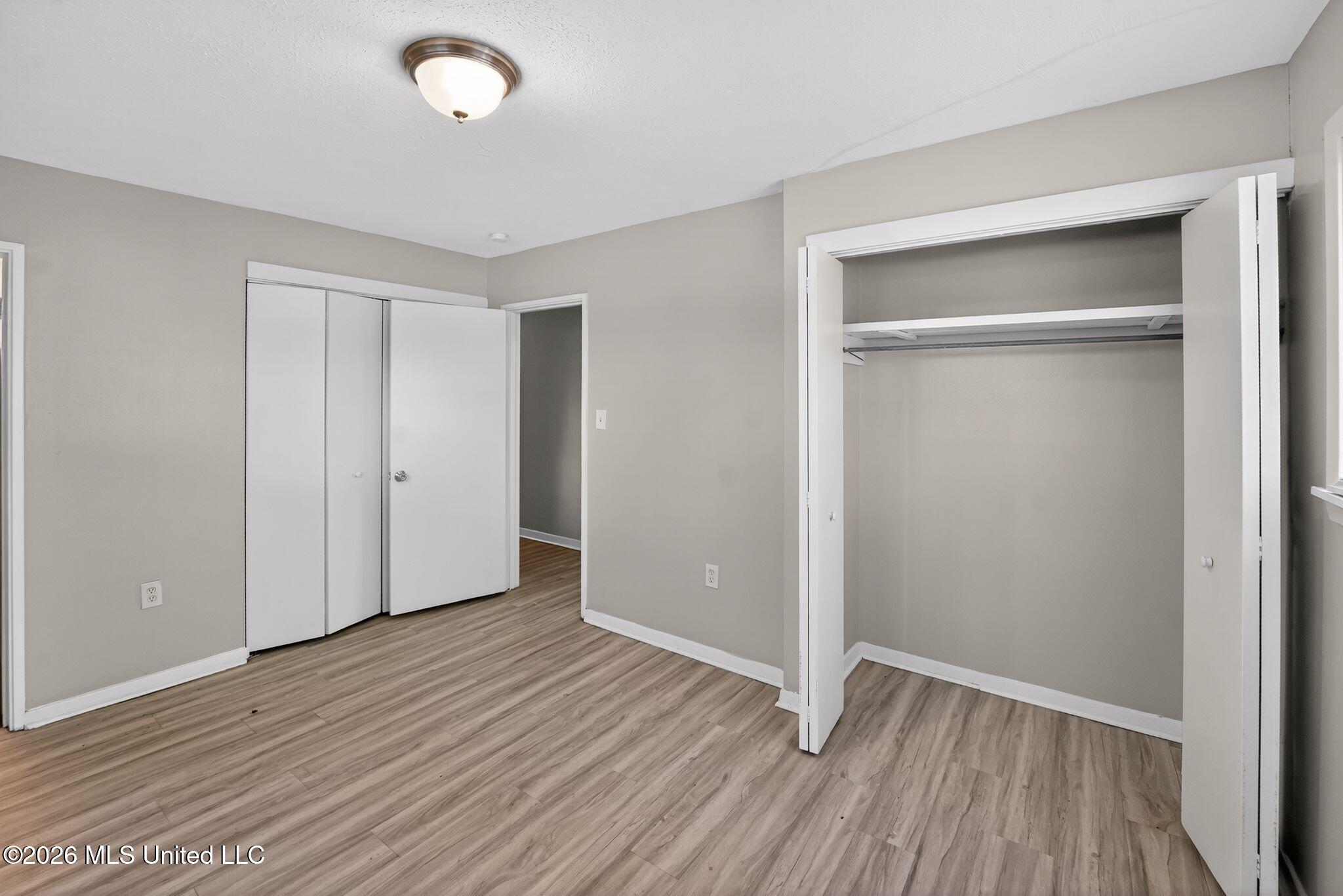 5730 Ne Imperial Drive Property Photo 6