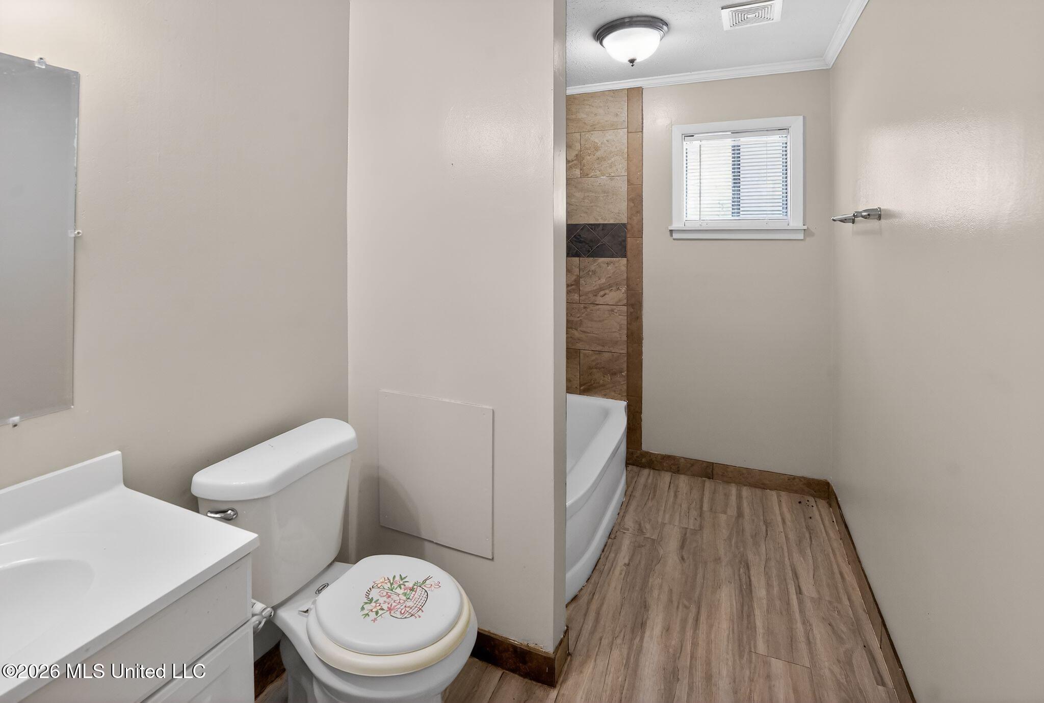 5730 Ne Imperial Drive Property Photo 13
