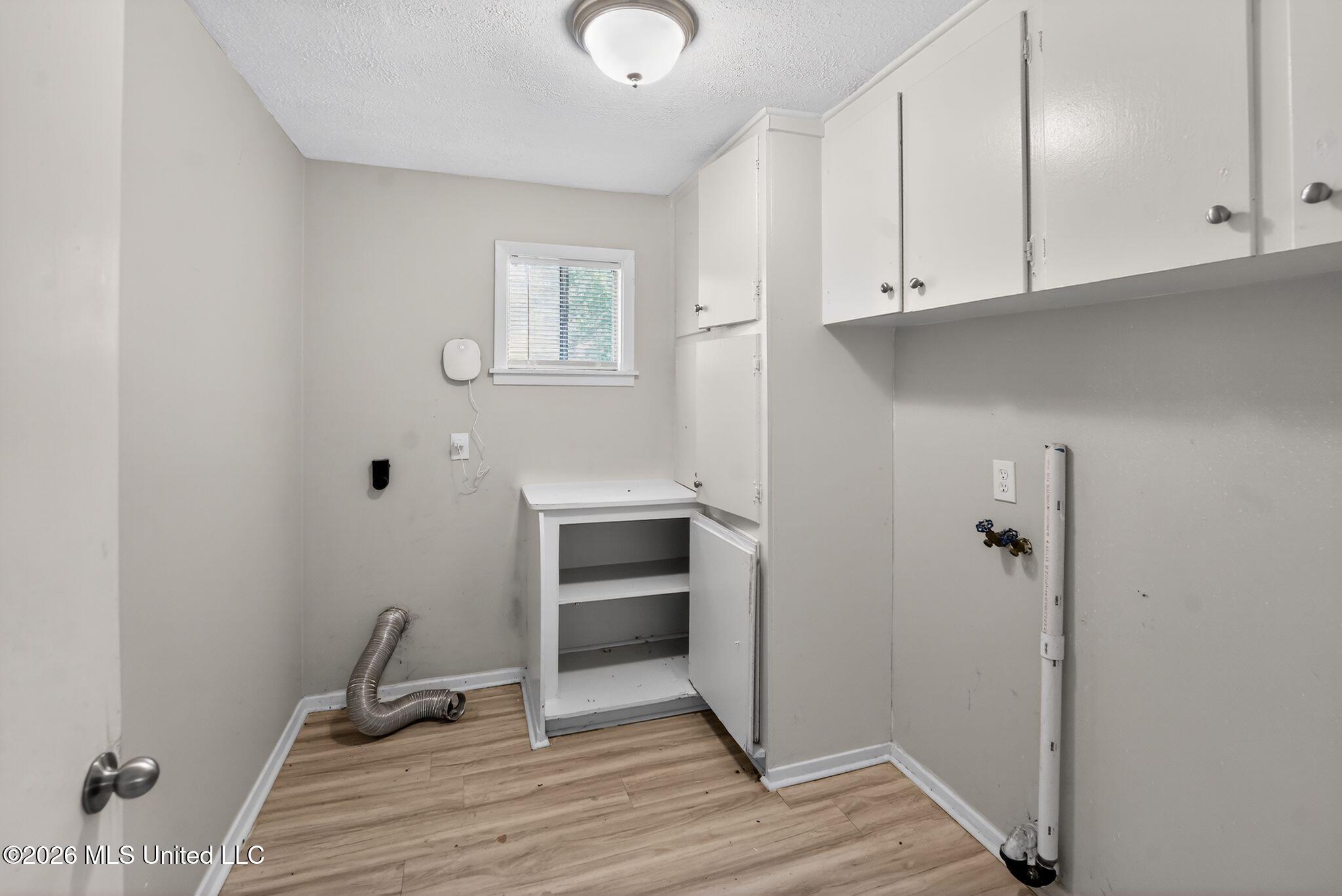 5730 Ne Imperial Drive Property Photo 18