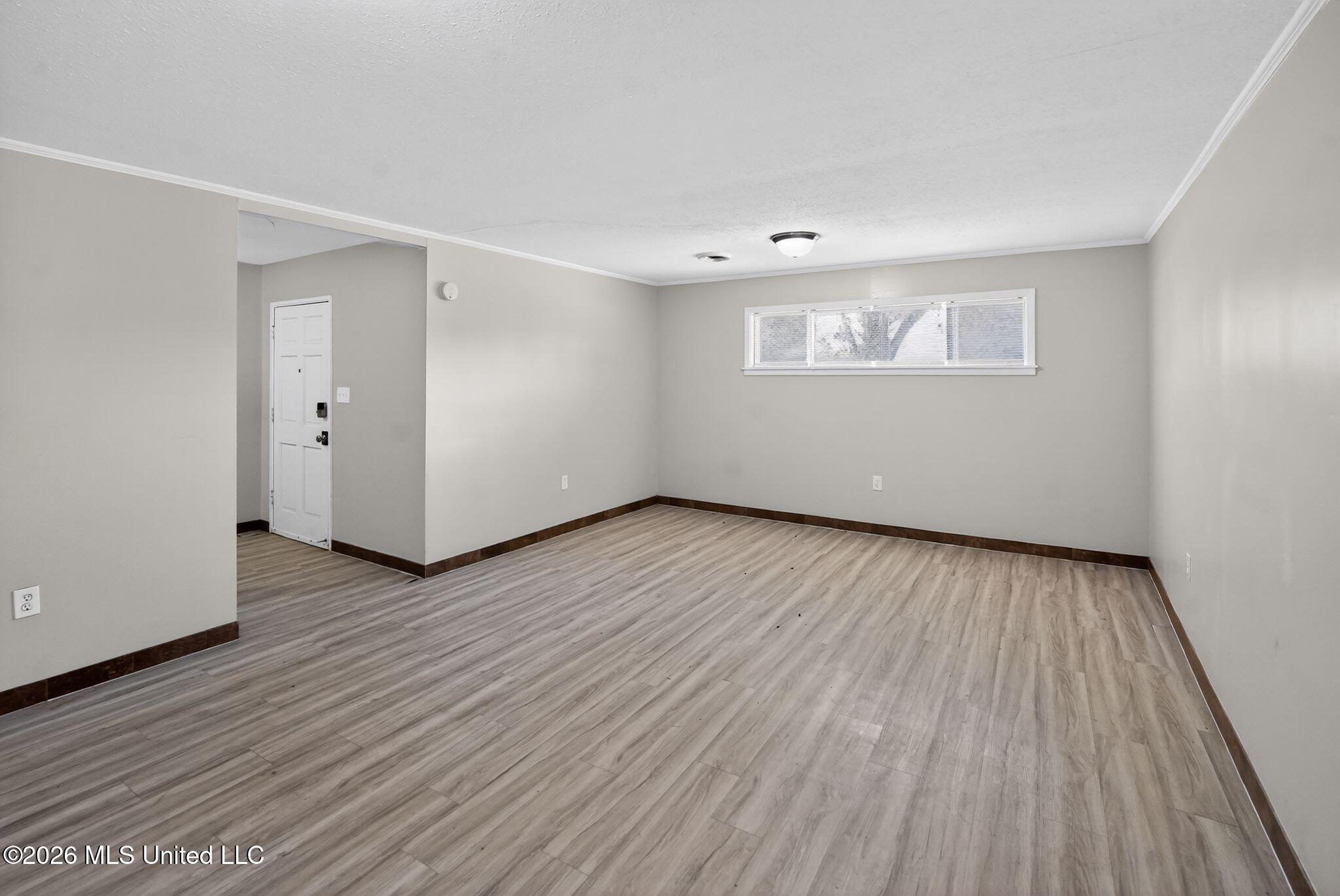 5730 Ne Imperial Drive Property Photo 21