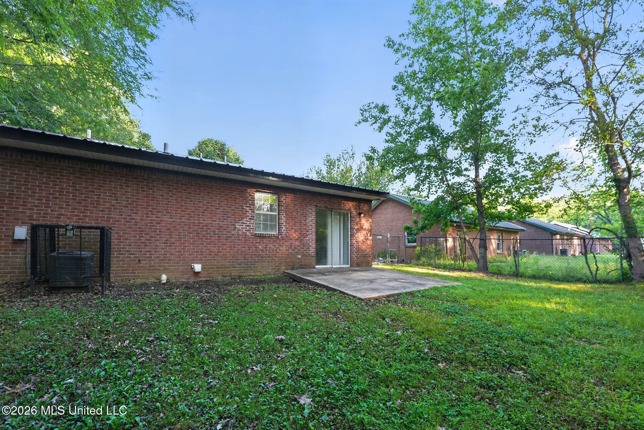 4090 Puckett Road Property Photo 4