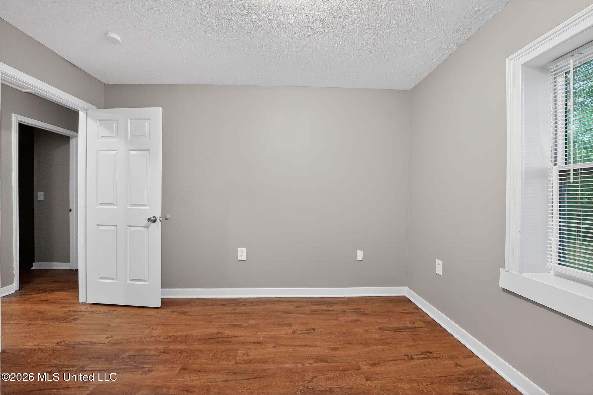 4090 Puckett Road Property Photo 11