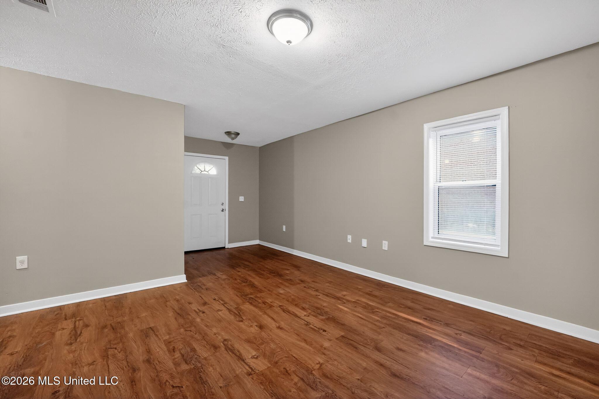4090 Puckett Road Property Photo 12