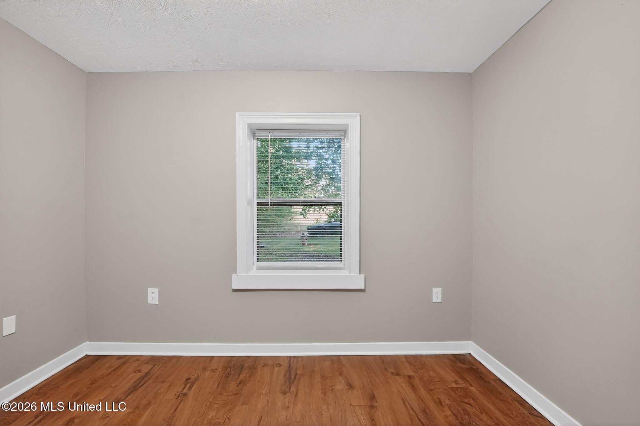 4090 Puckett Road Property Photo 14