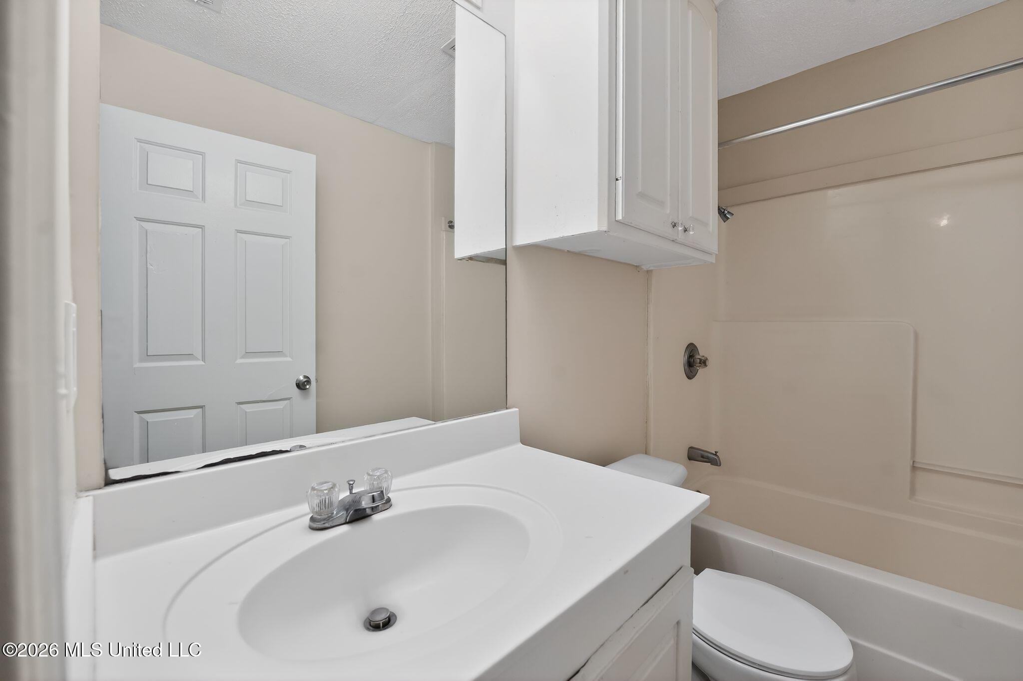 4090 Puckett Road Property Photo 36